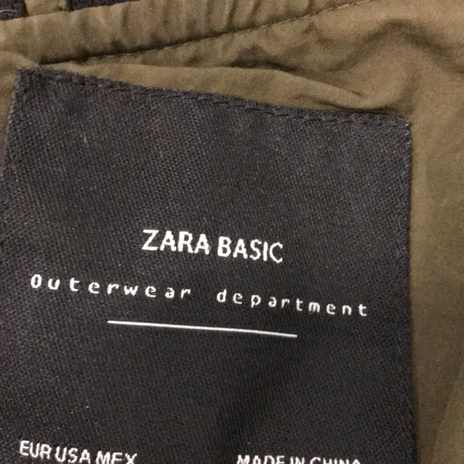 Zara Basic