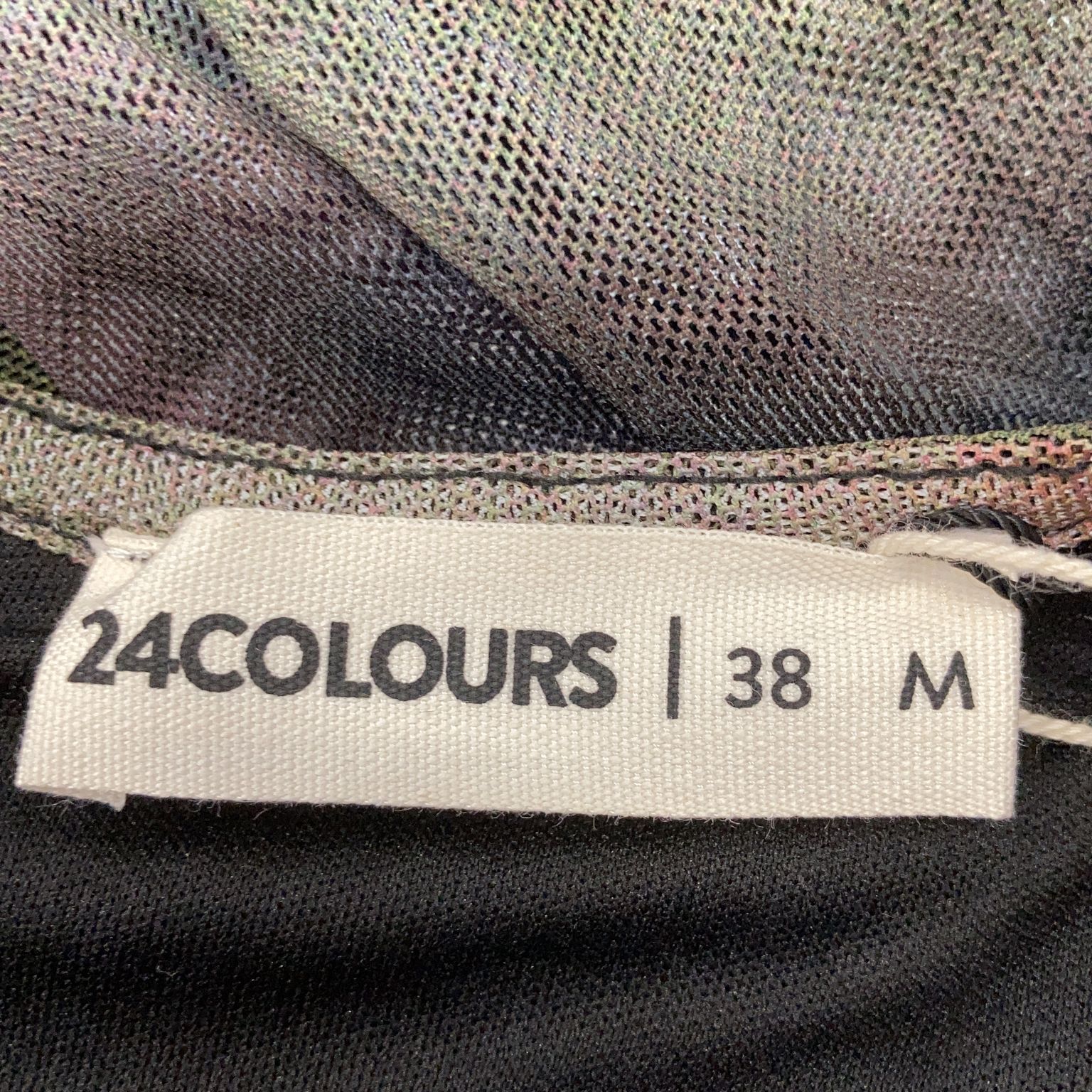 24 Colours