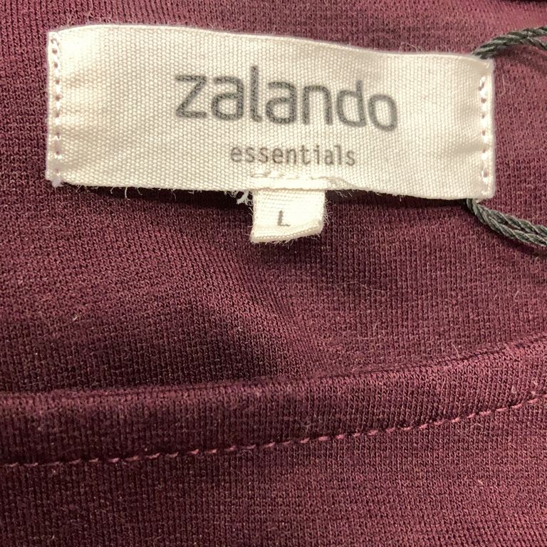 Zalando Essentials