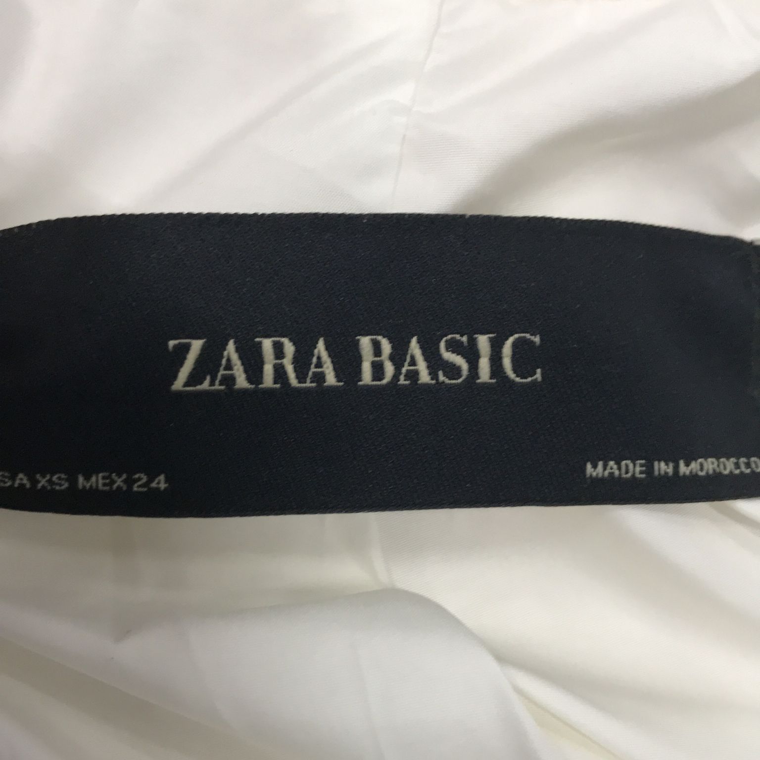 Zara Basic