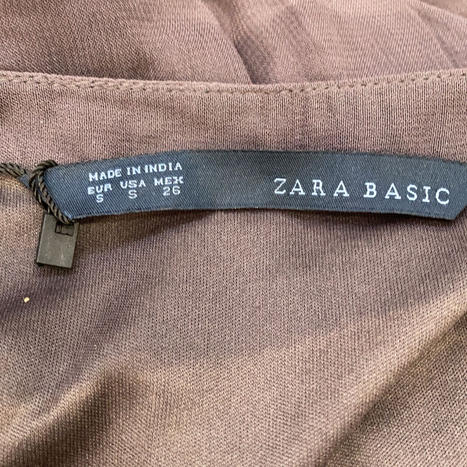 Zara Basic