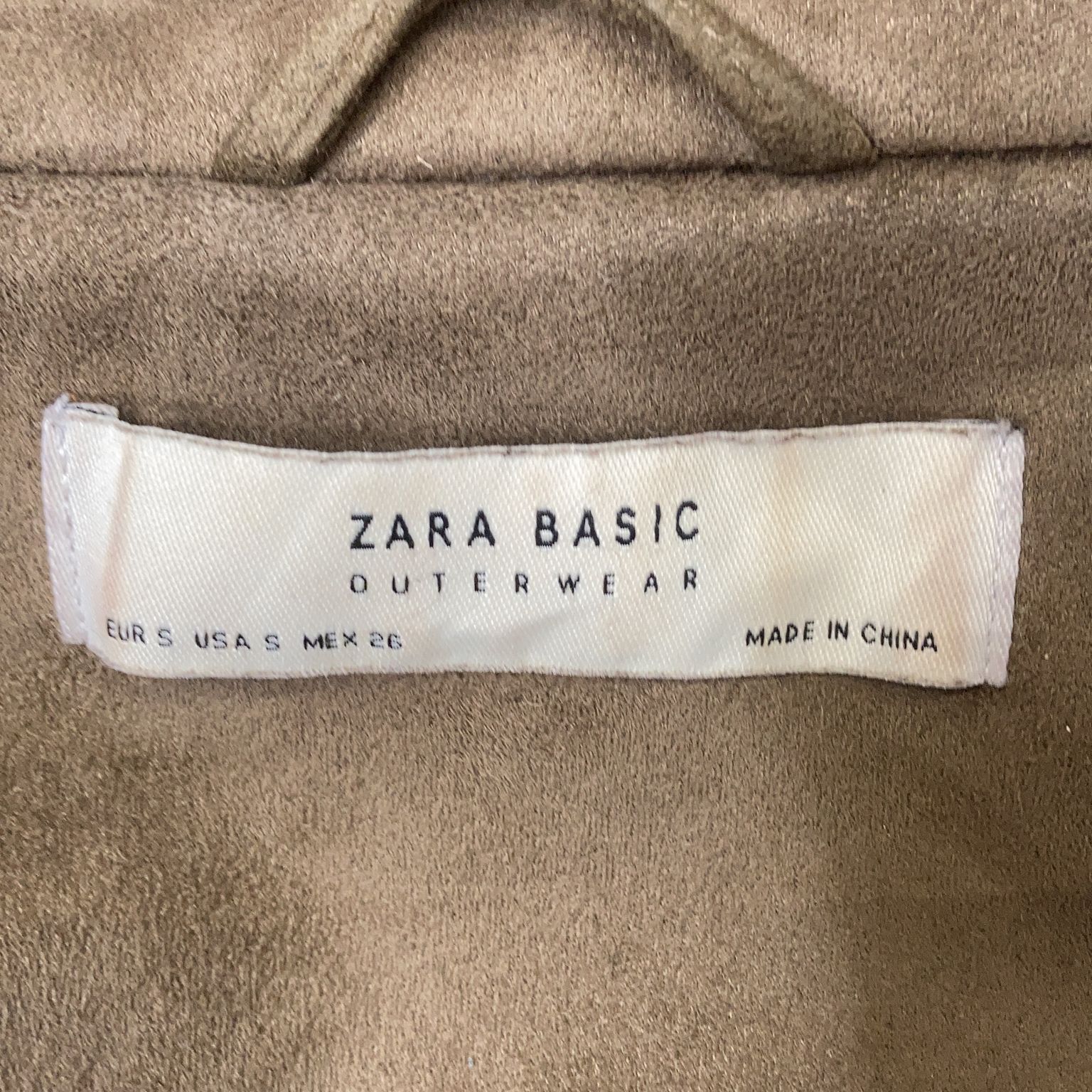 Zara Basic