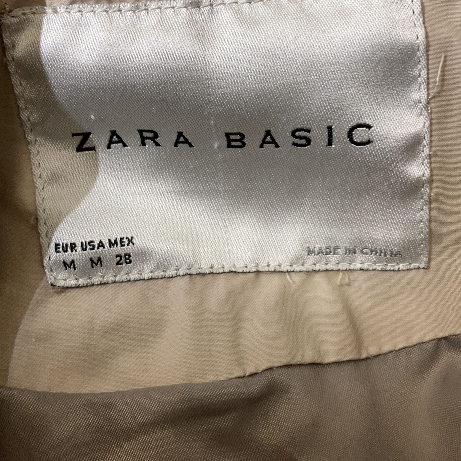 Zara Basic