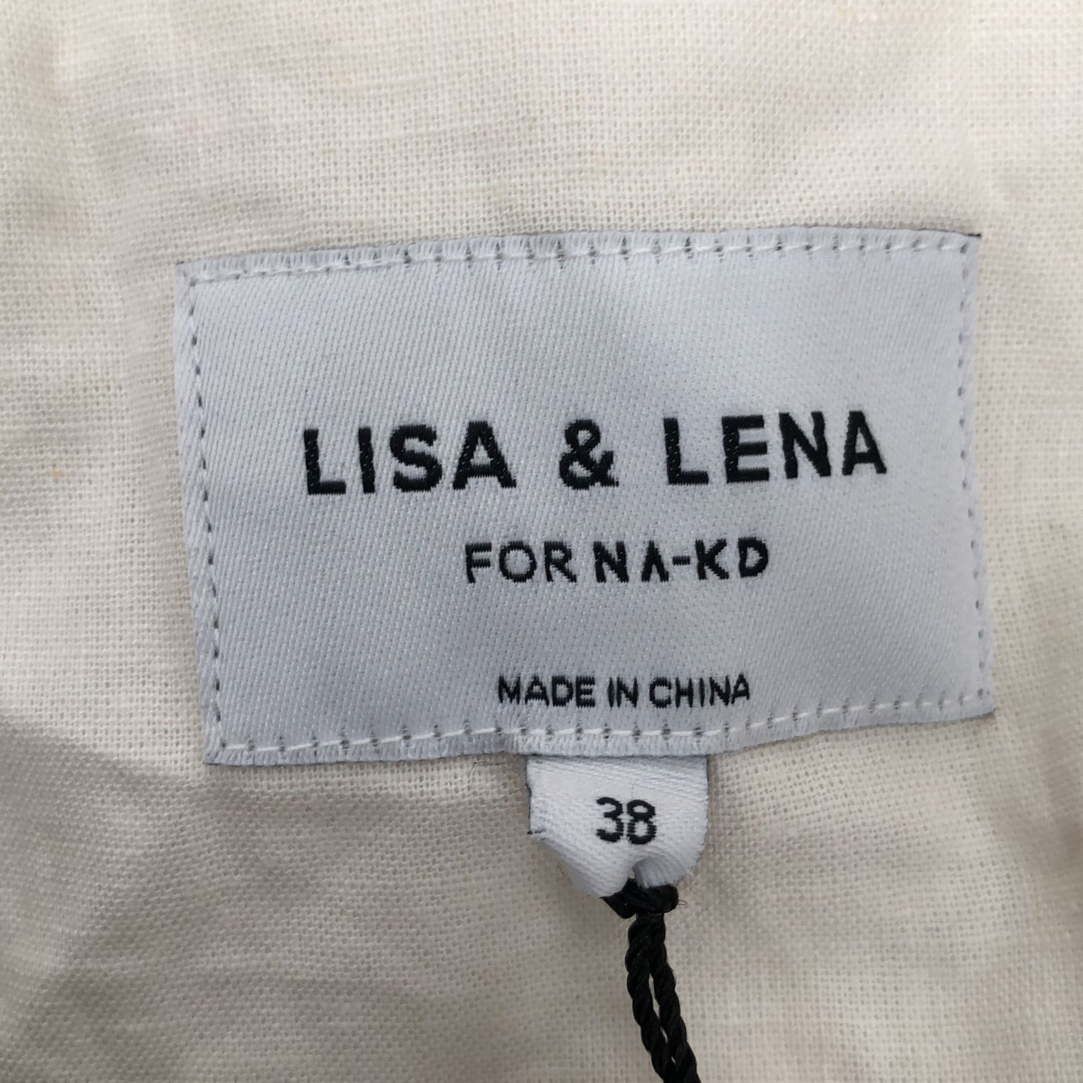 Lisa  Lena x NA-KD