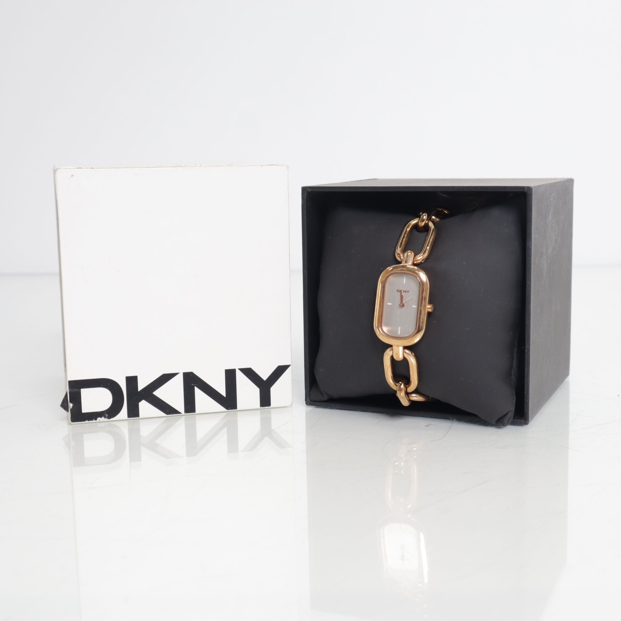 DKNY