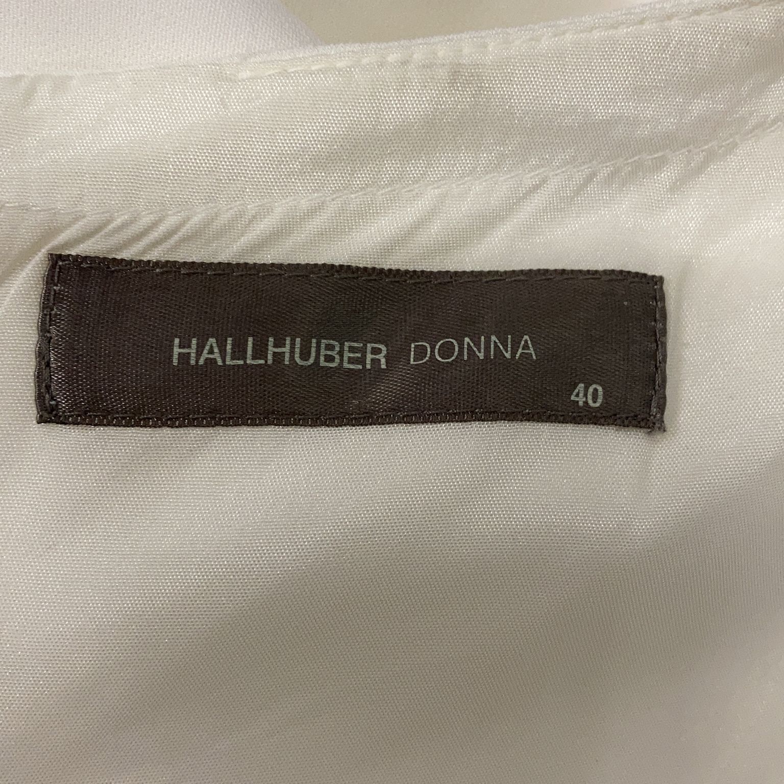 Hallhuber Donna