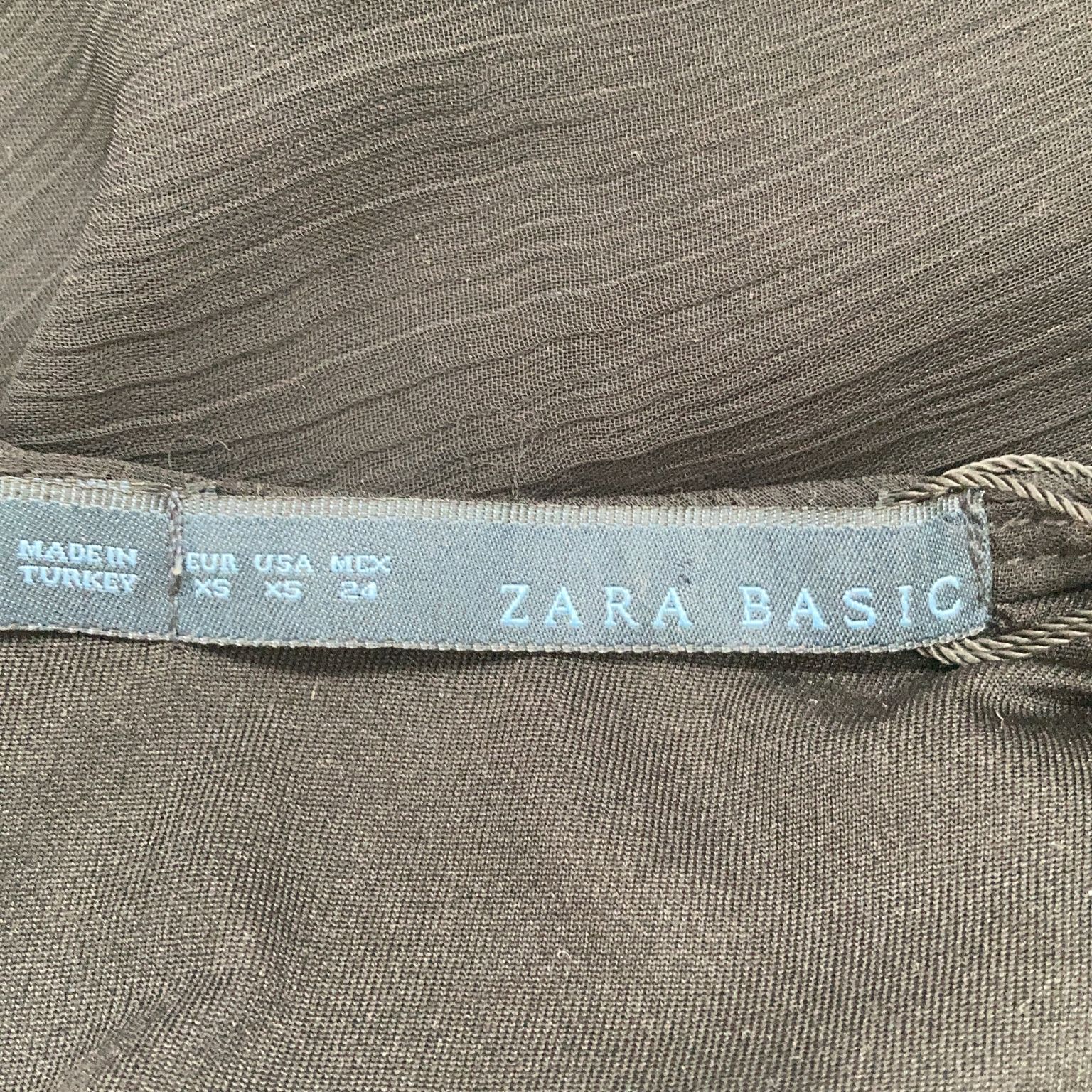 Zara Basic