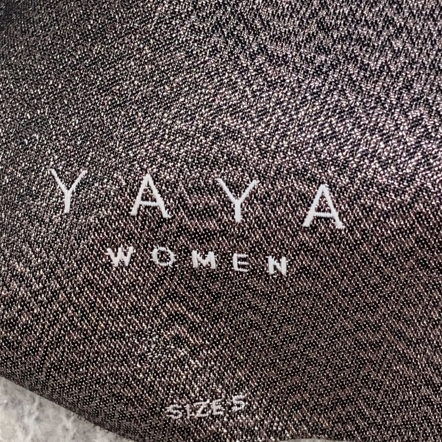 Yaya Women