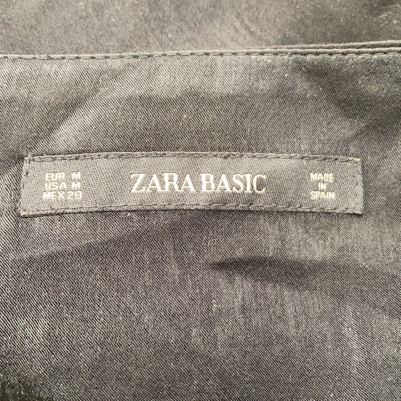 Zara Basic