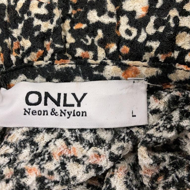 Only Neon  Nylon