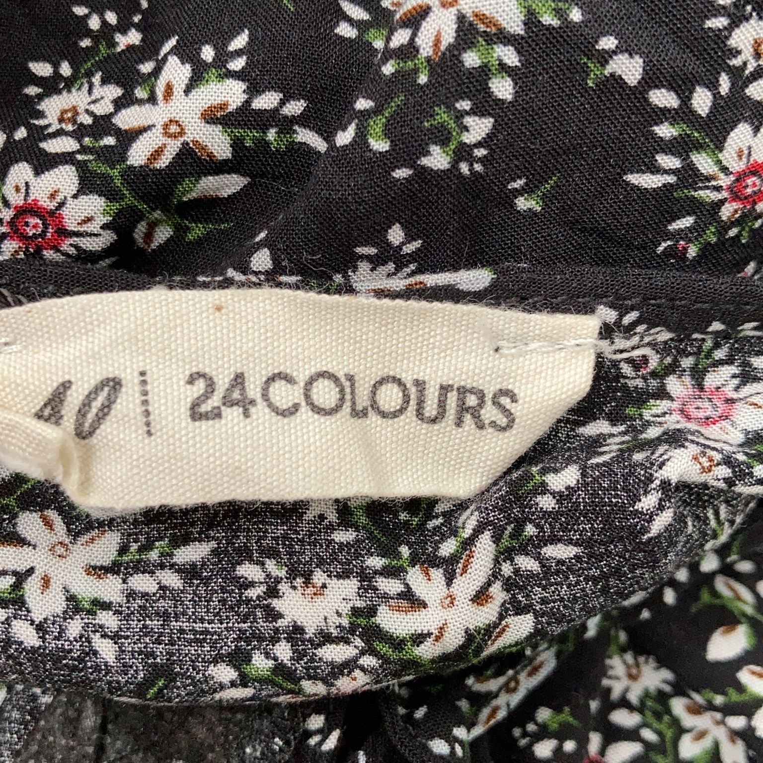 24 Colours