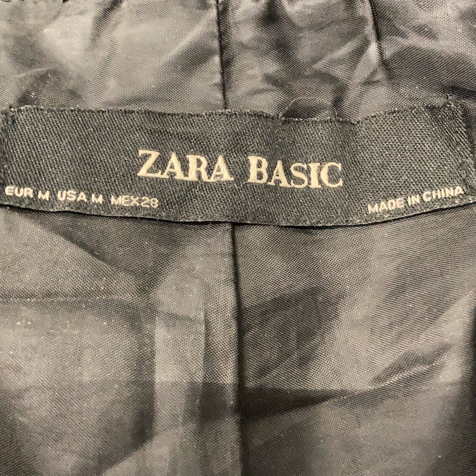 Zara Basic