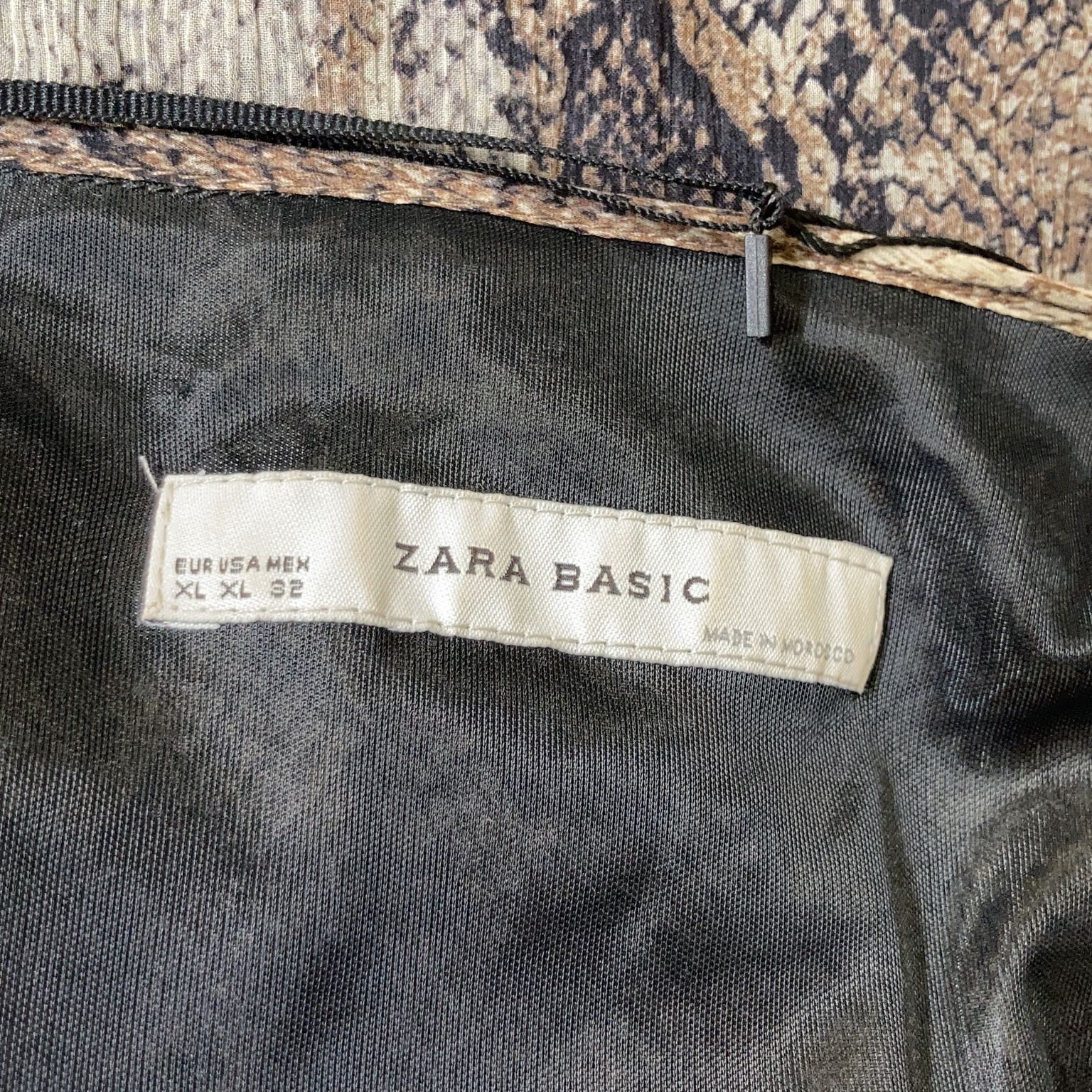 Zara Basic