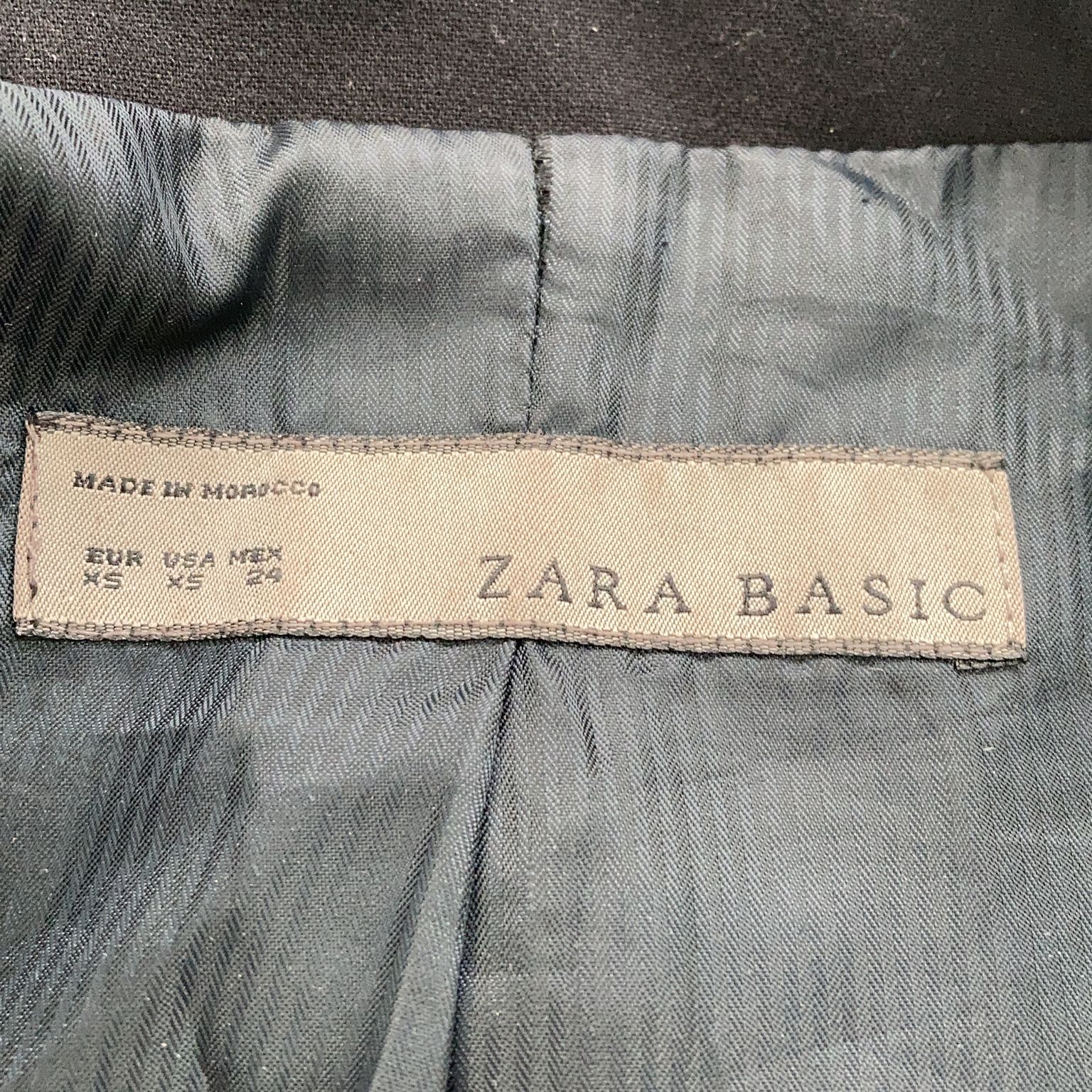 Zara Basic