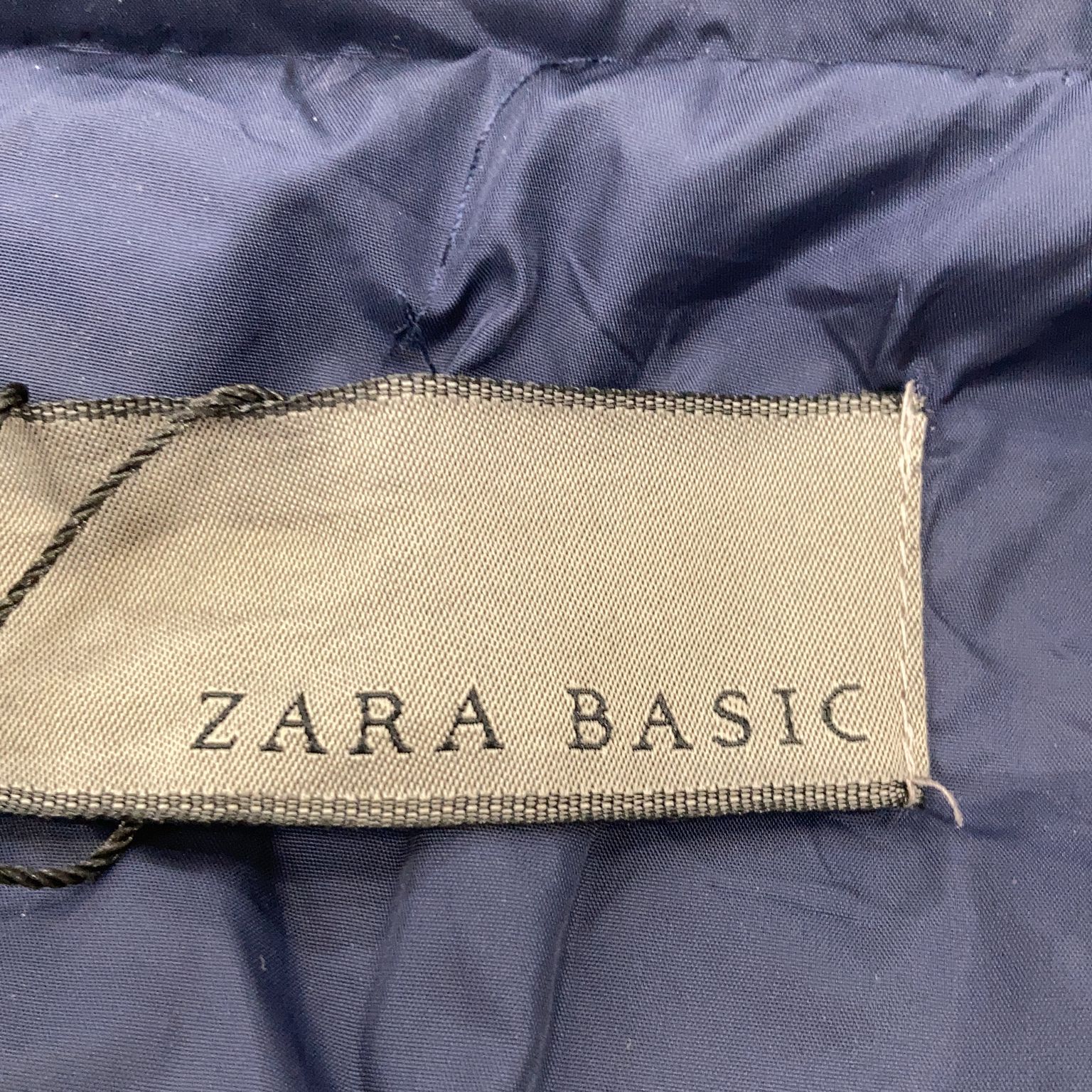 Zara Basic