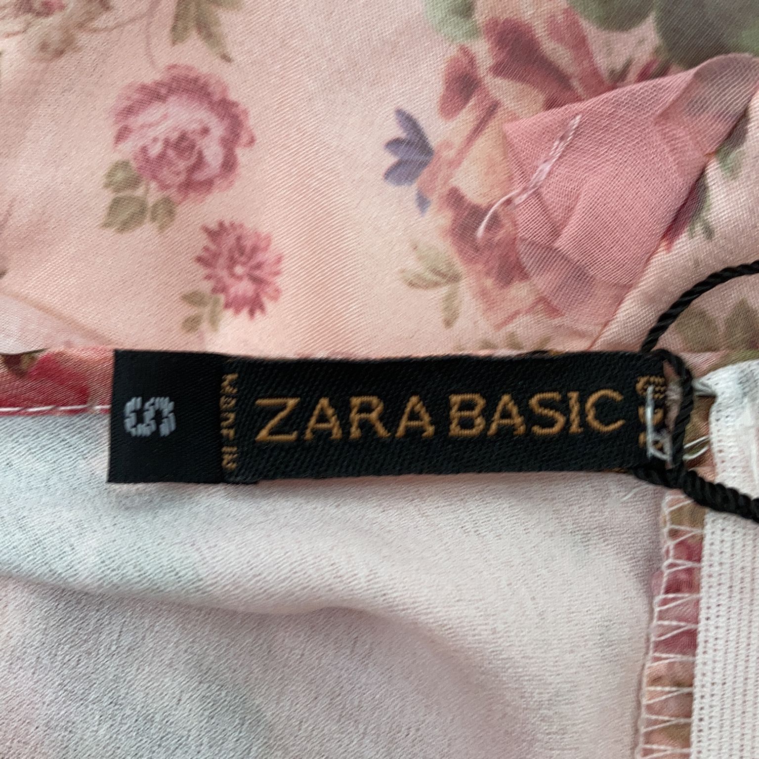 Zara Basic