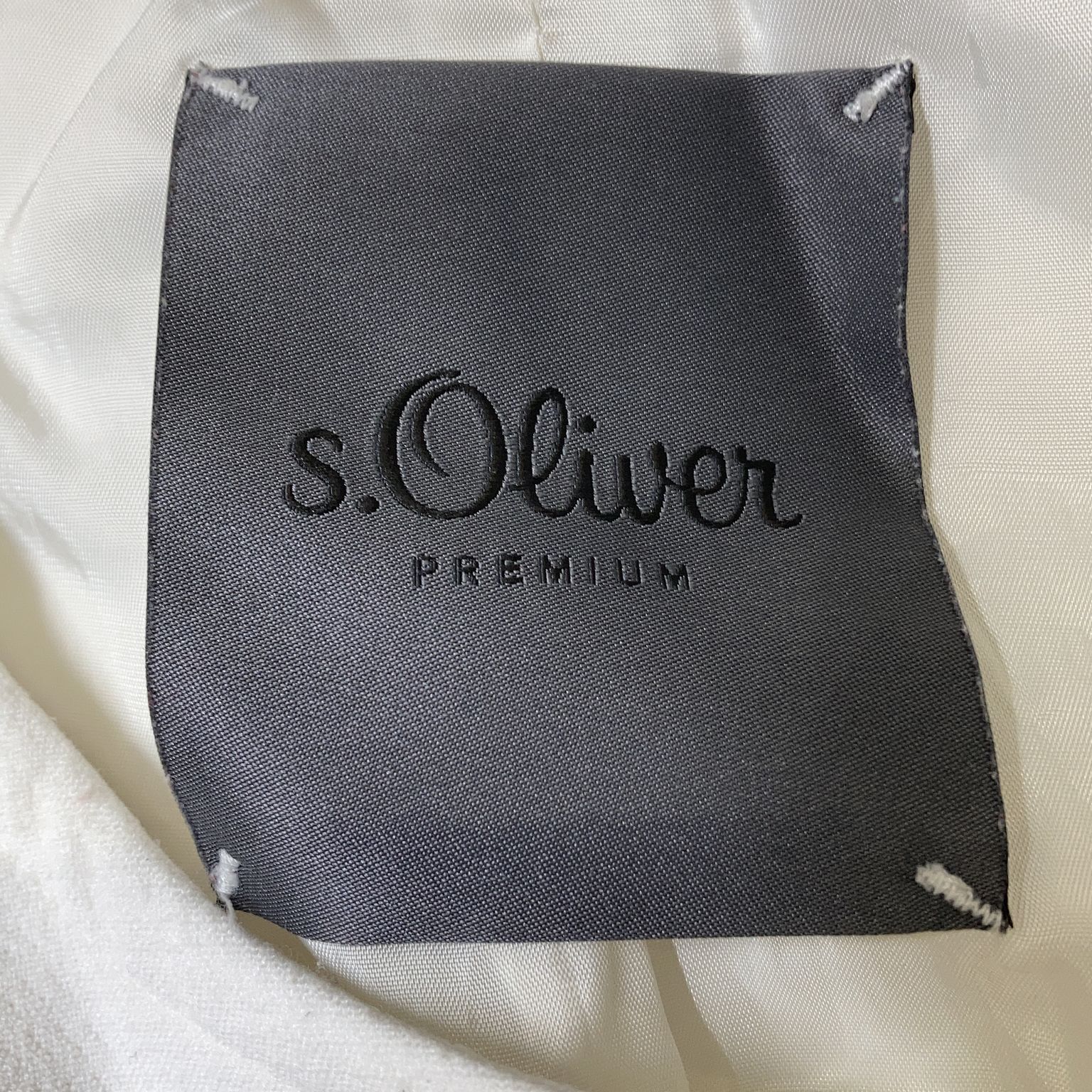 s.Oliver Premium