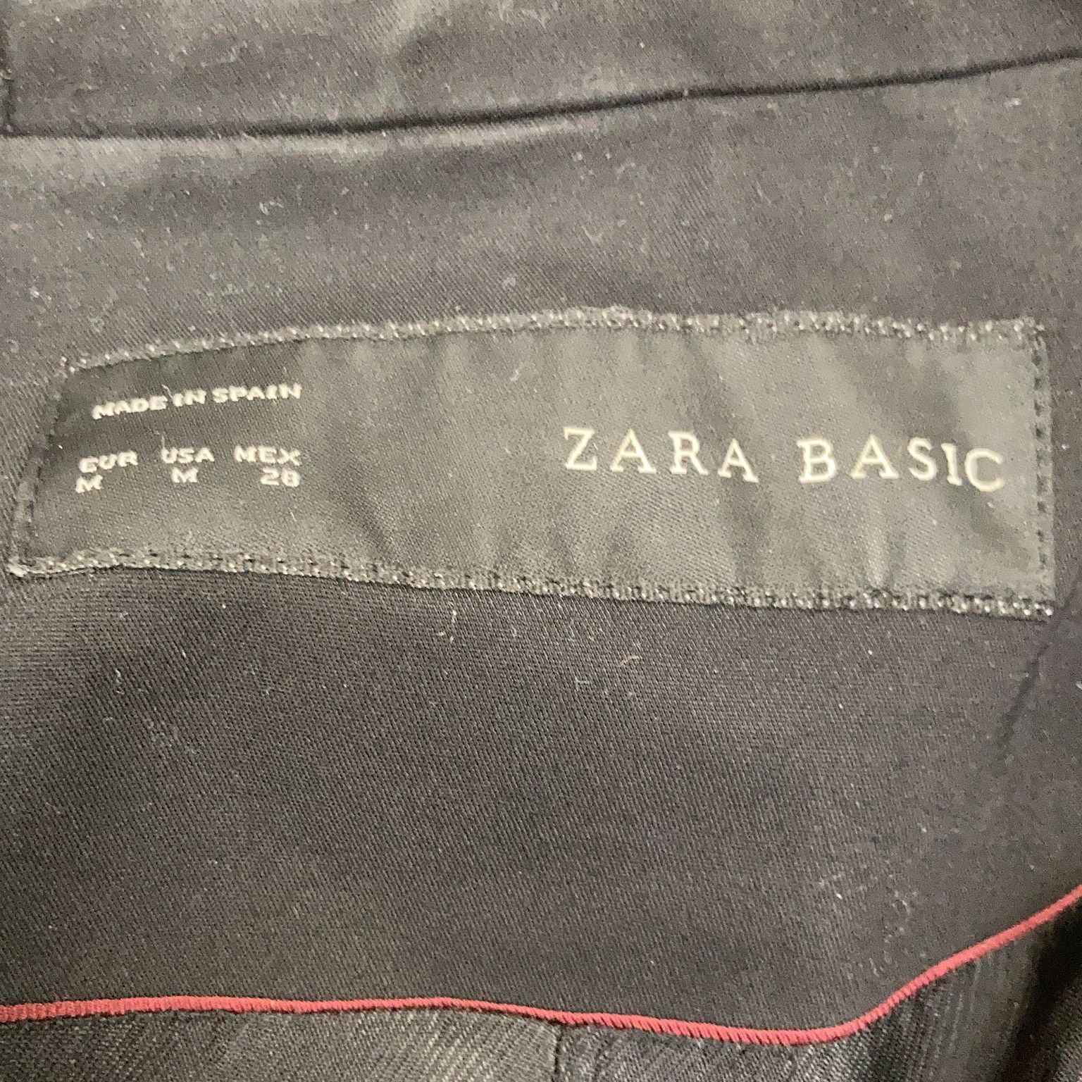 Zara Basic