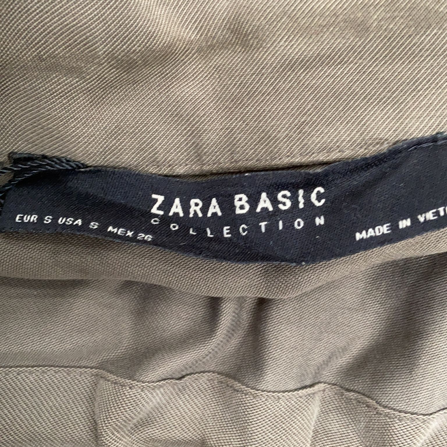 Zara Basic