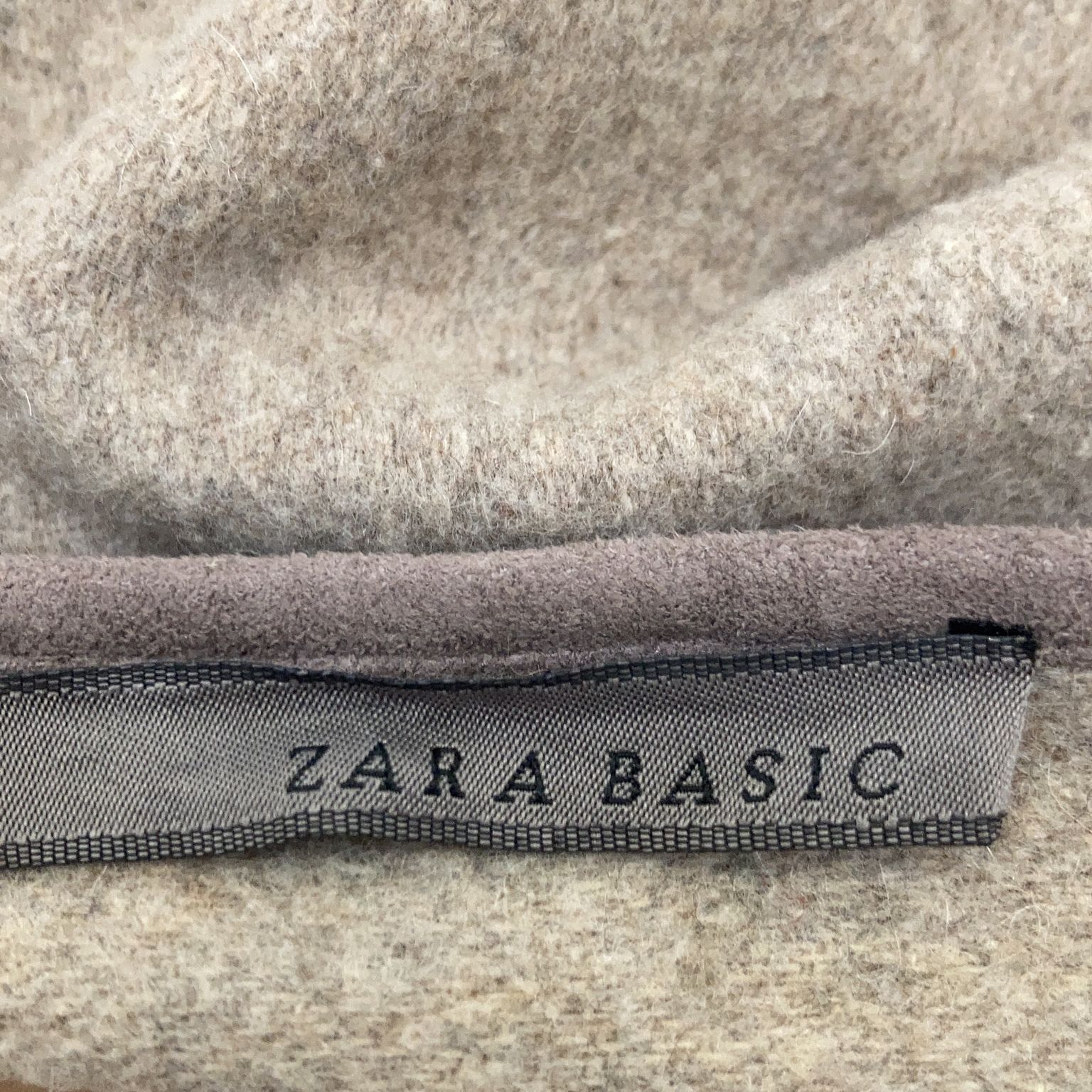 Zara Basic