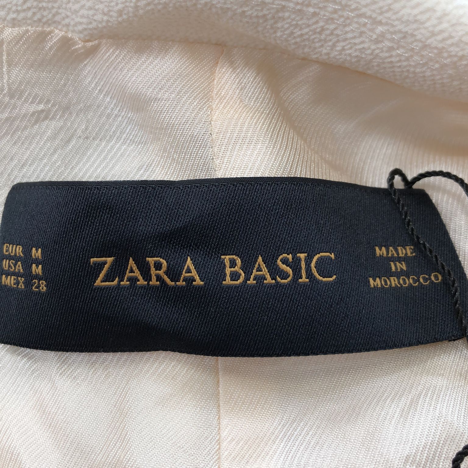 Zara Basic