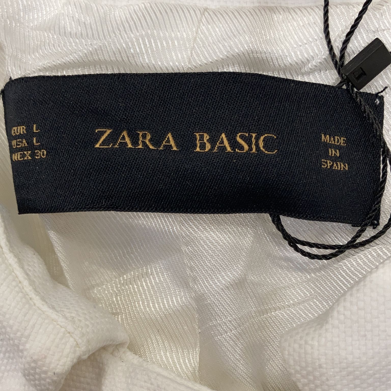 Zara Basic