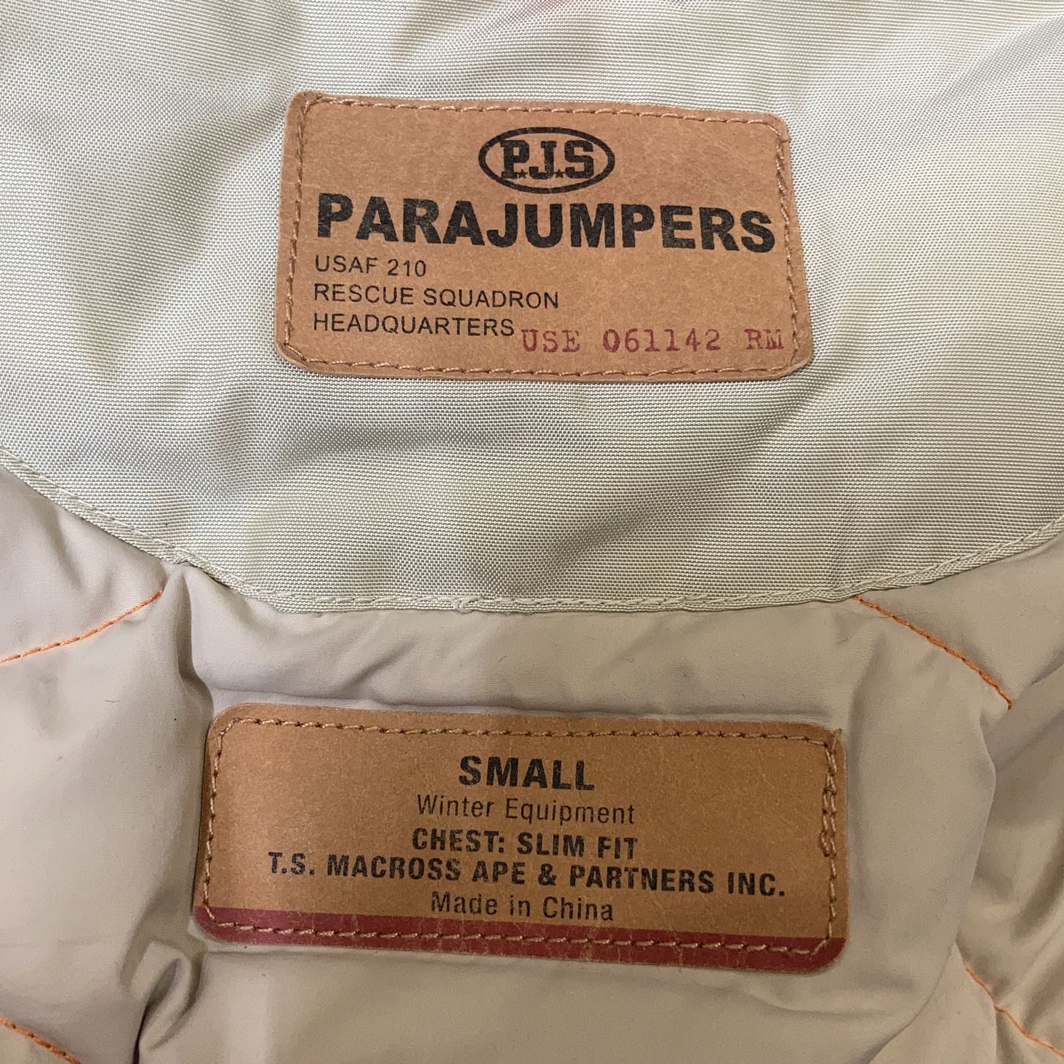 Parajumpers