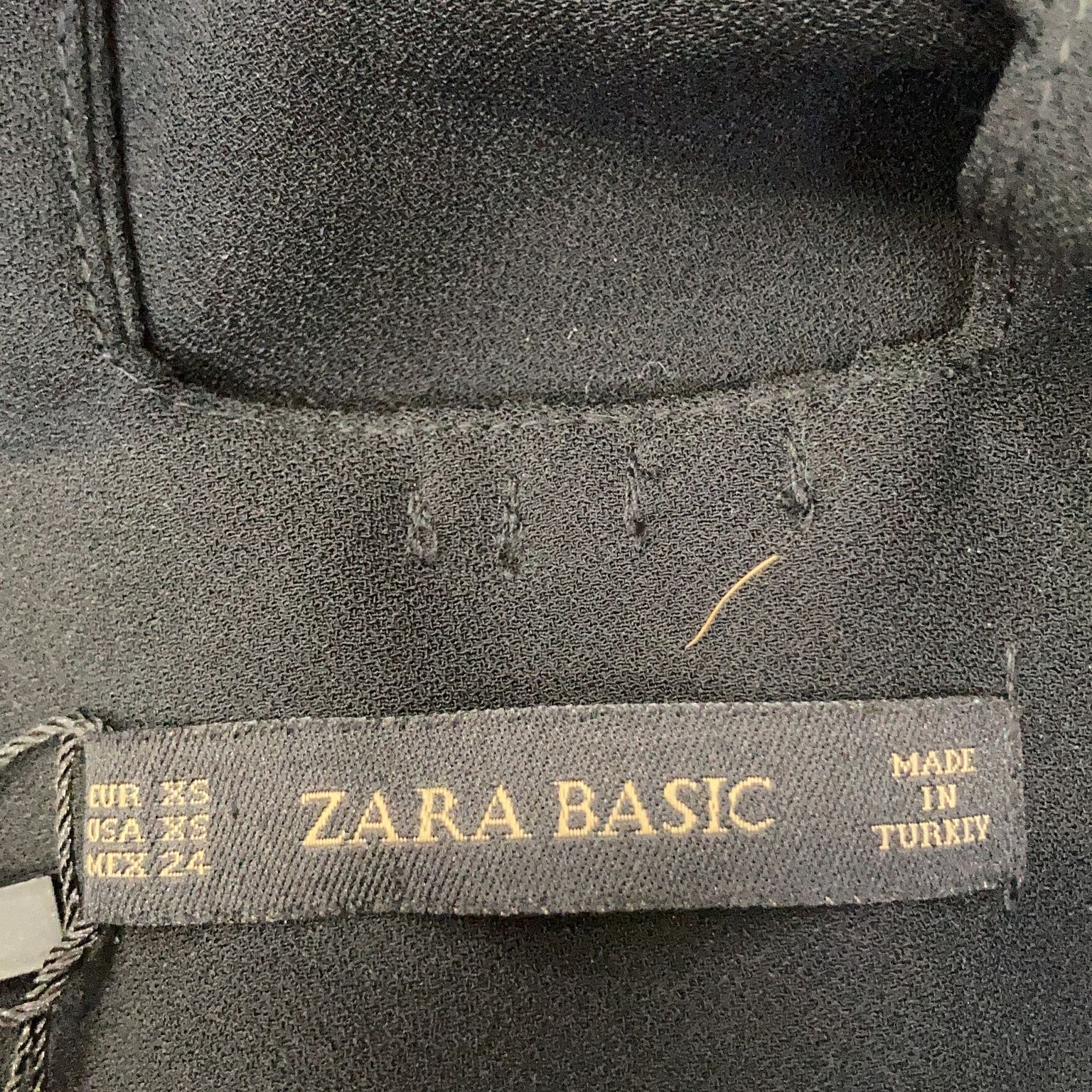 Zara Basic