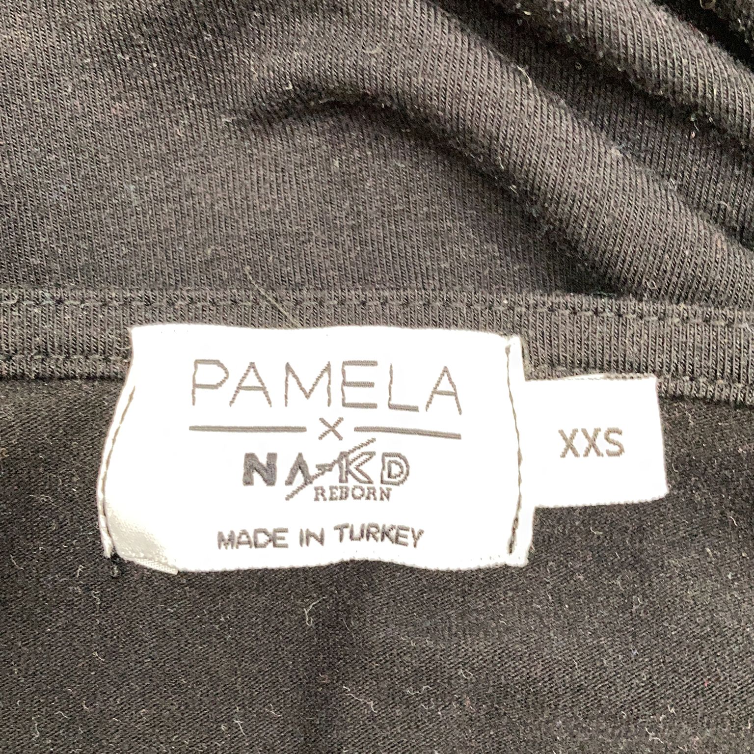 Pamela x NA-KD