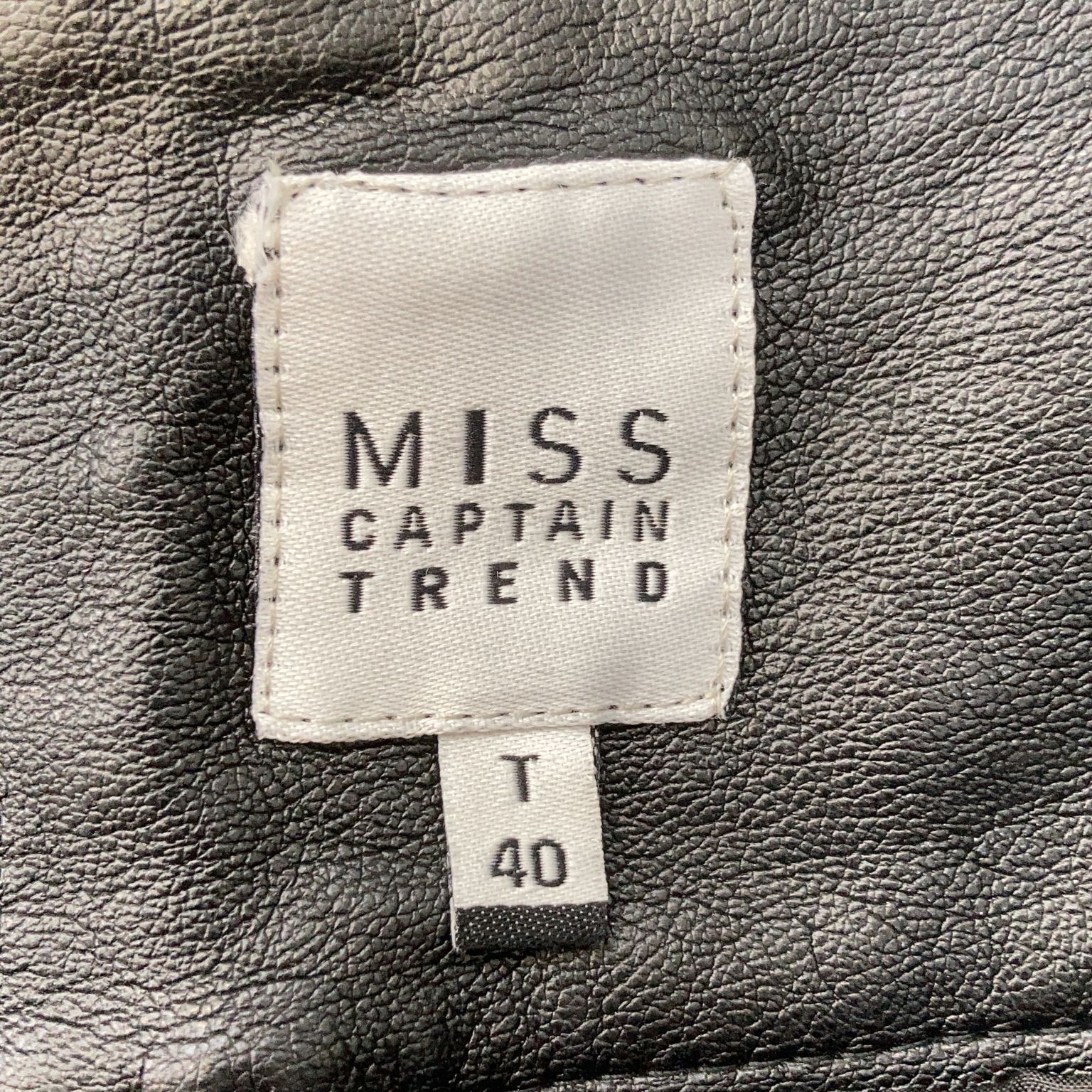 Miss Captain Trend