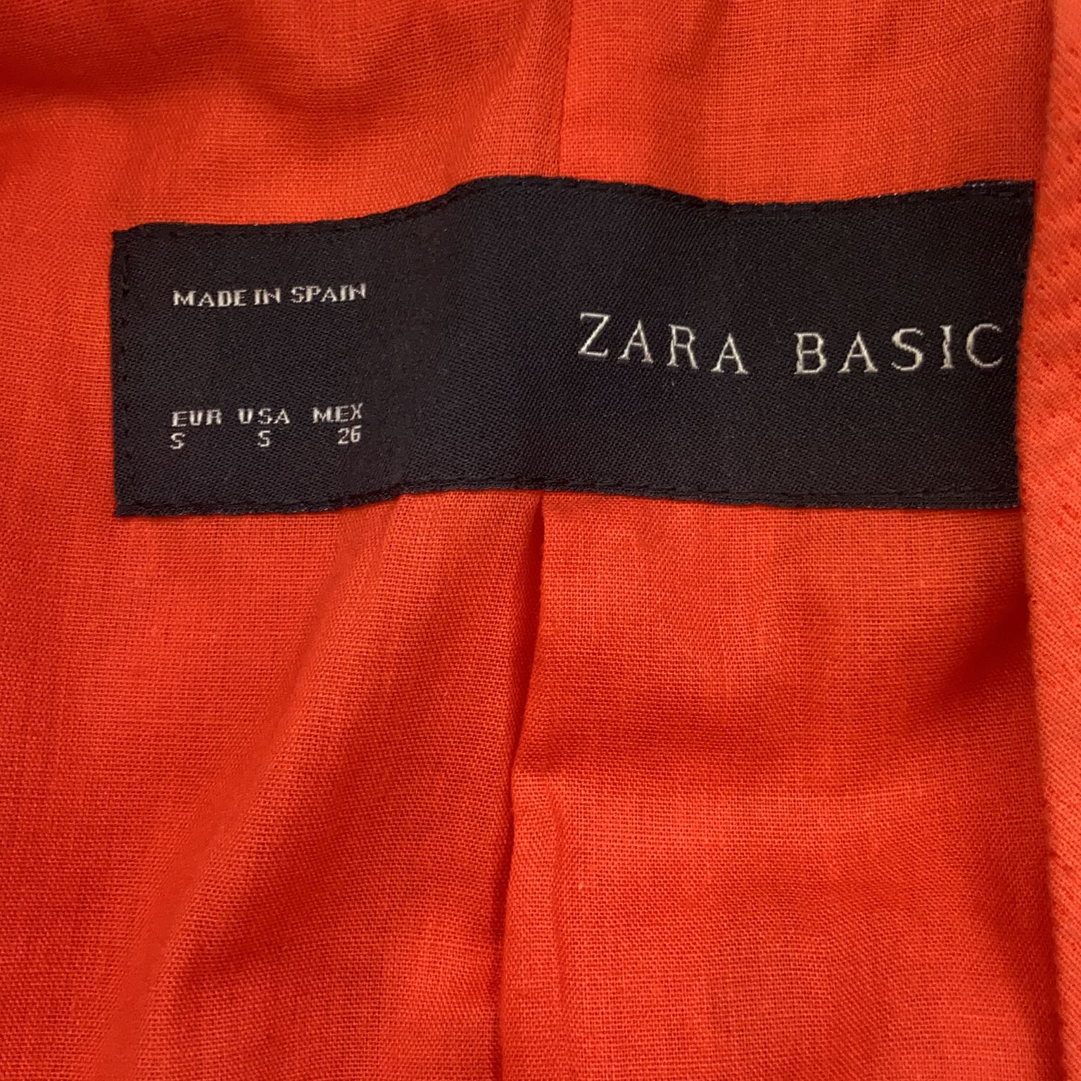 Zara Basic