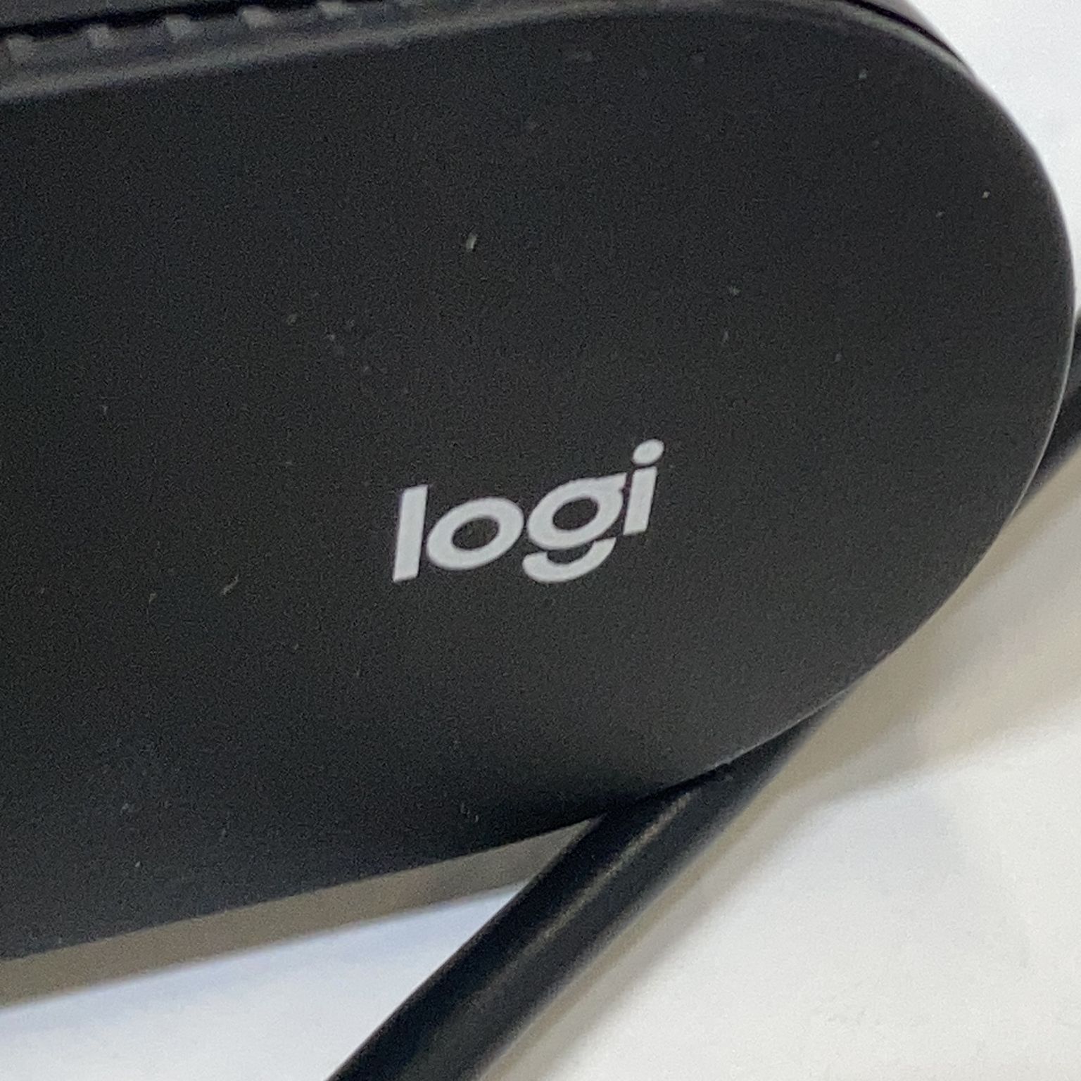 Logi