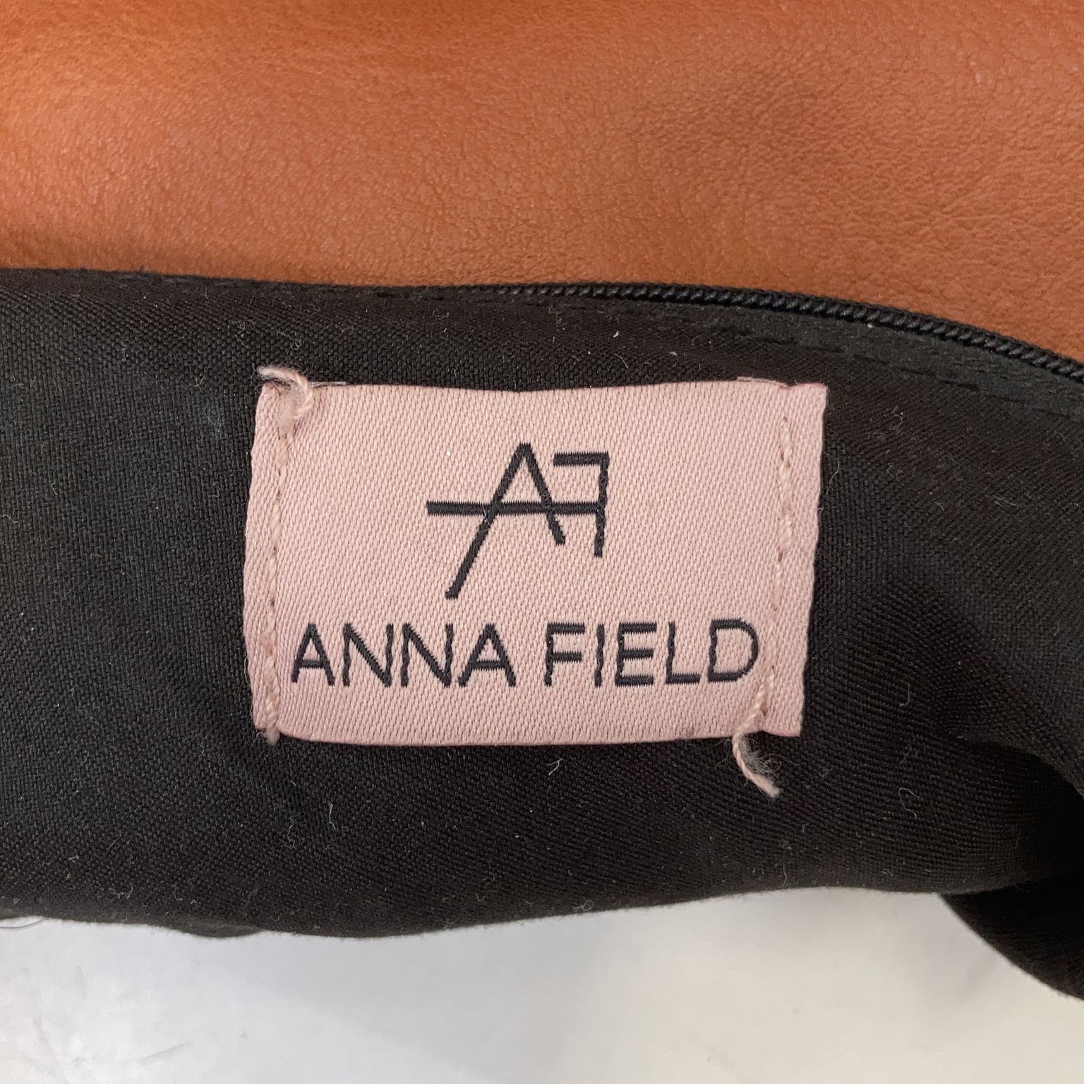 Anna Field