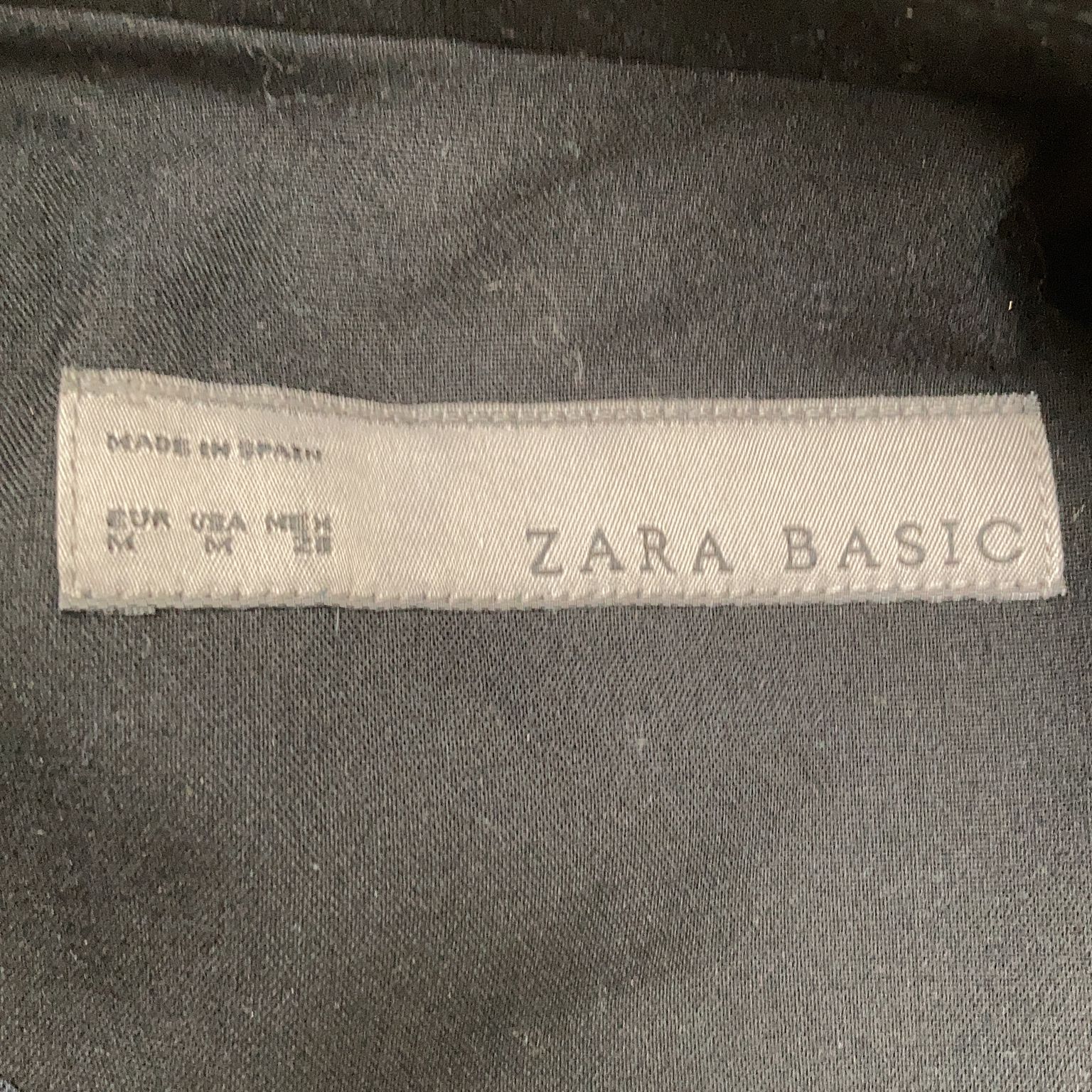 Zara Basic