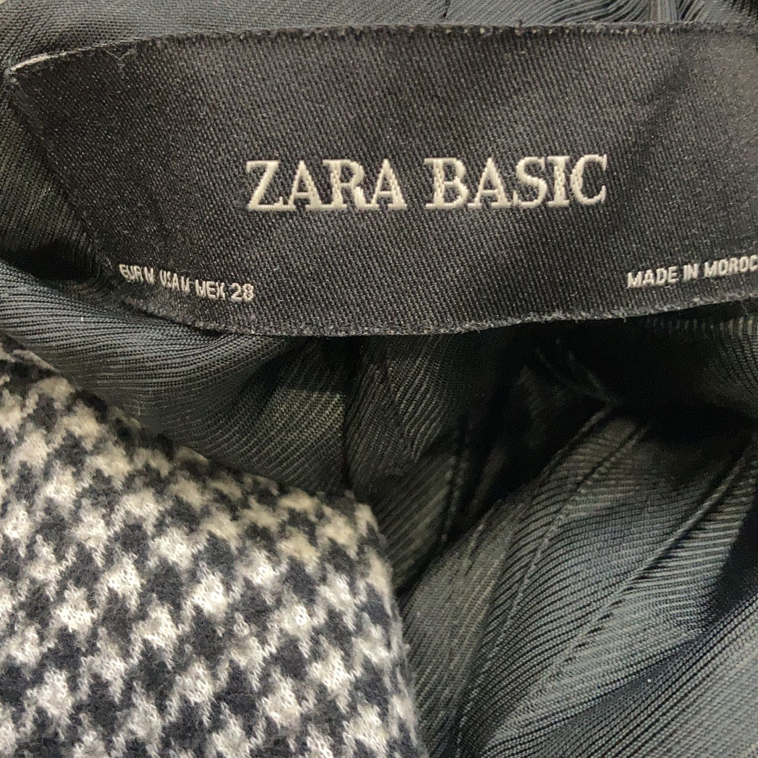 Zara Basic