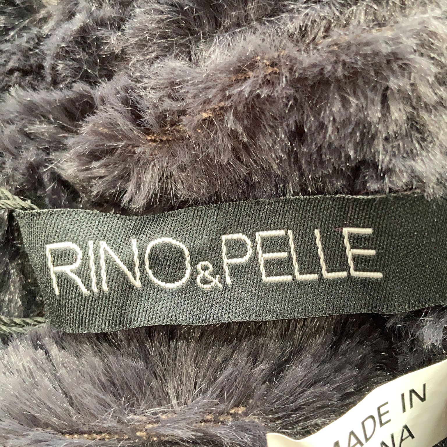 Rino  Pelle