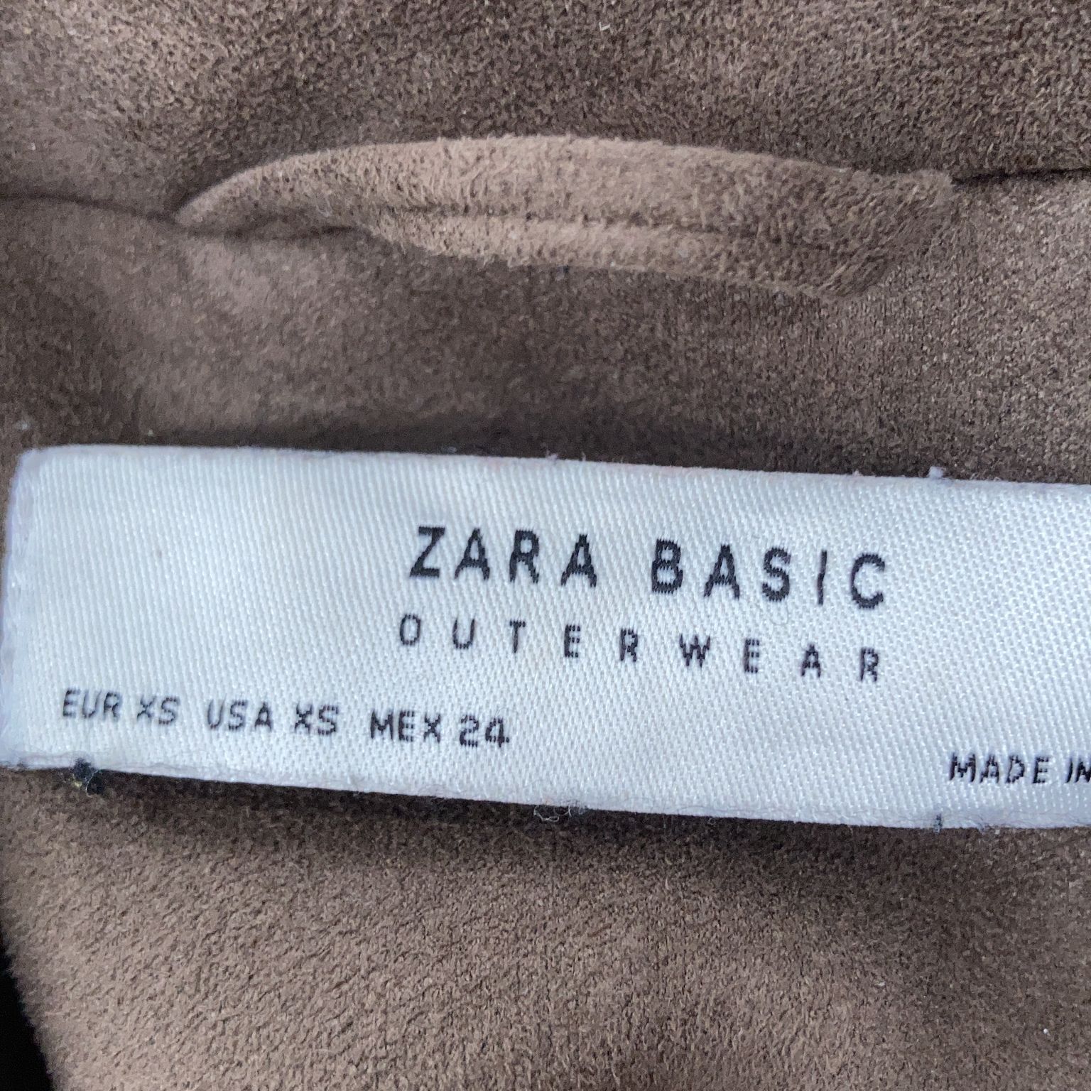 Zara Basic