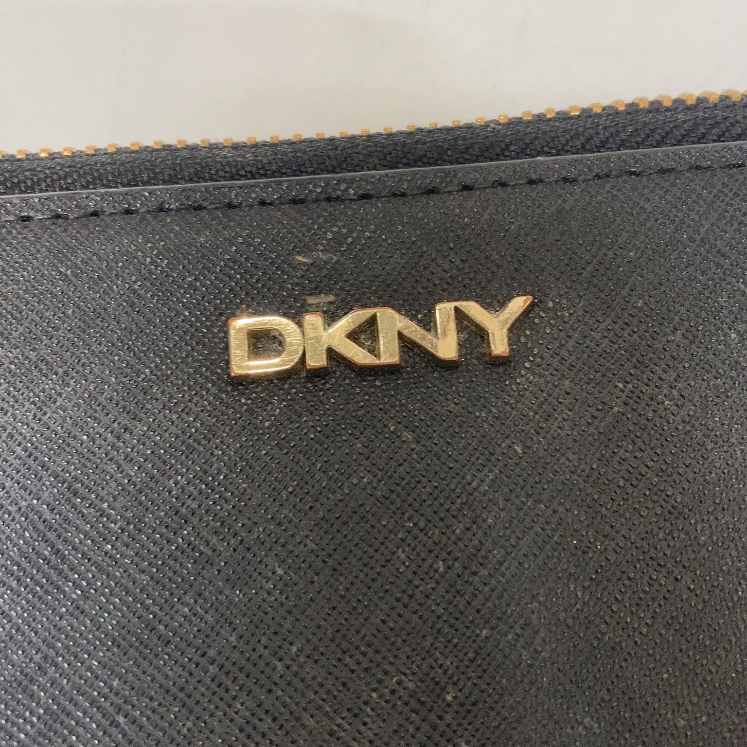 DKNY