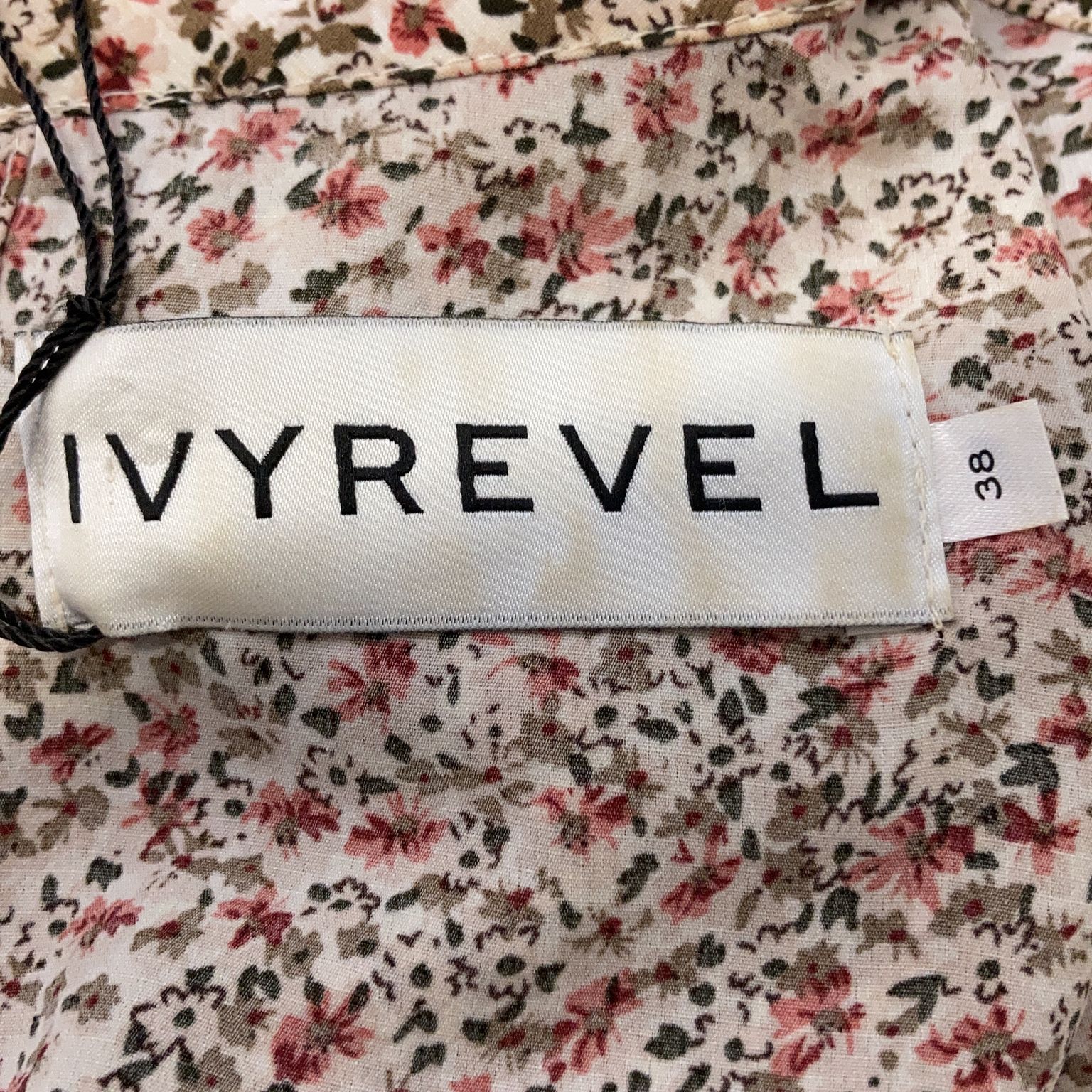 Ivyrevel