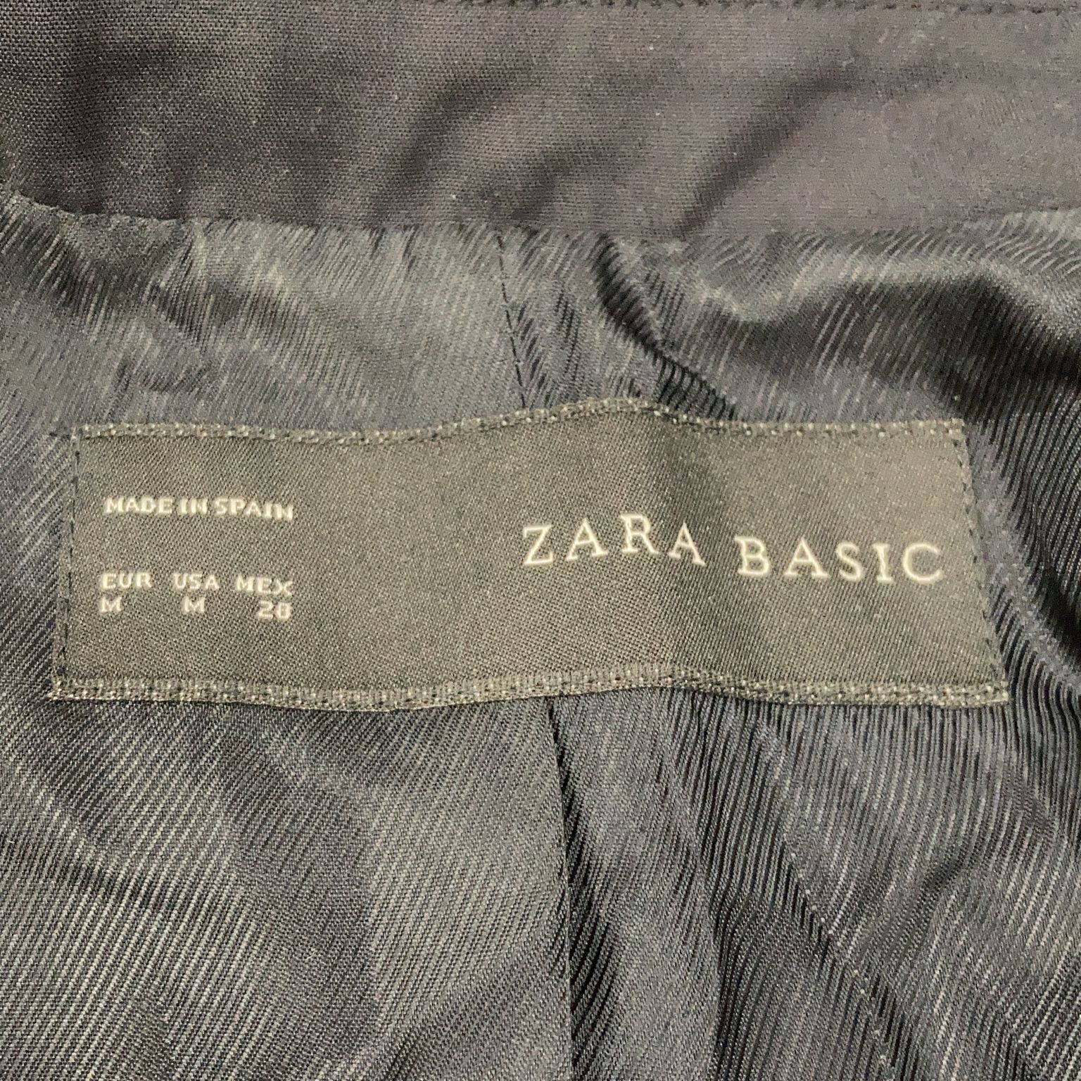 Zara Basic