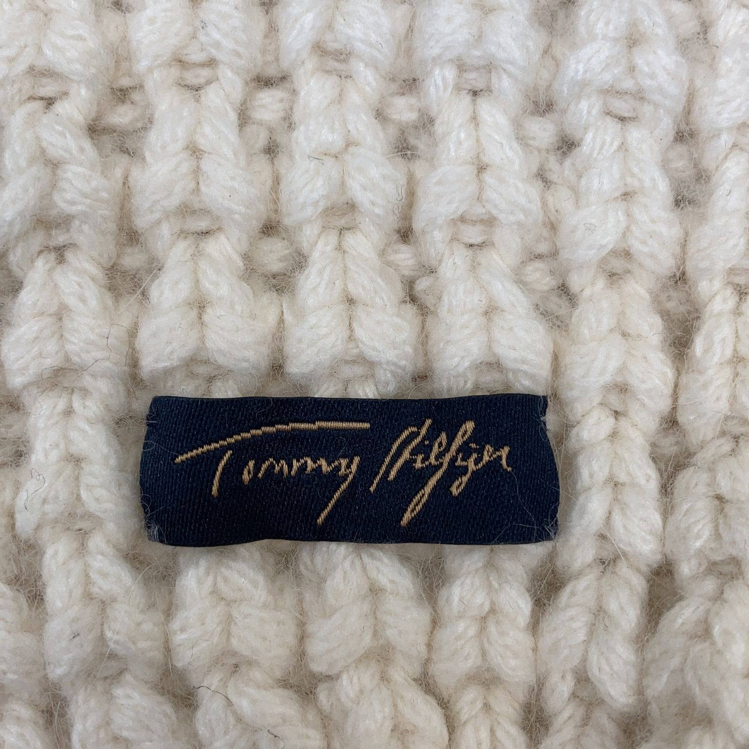 Tommy Hilfiger