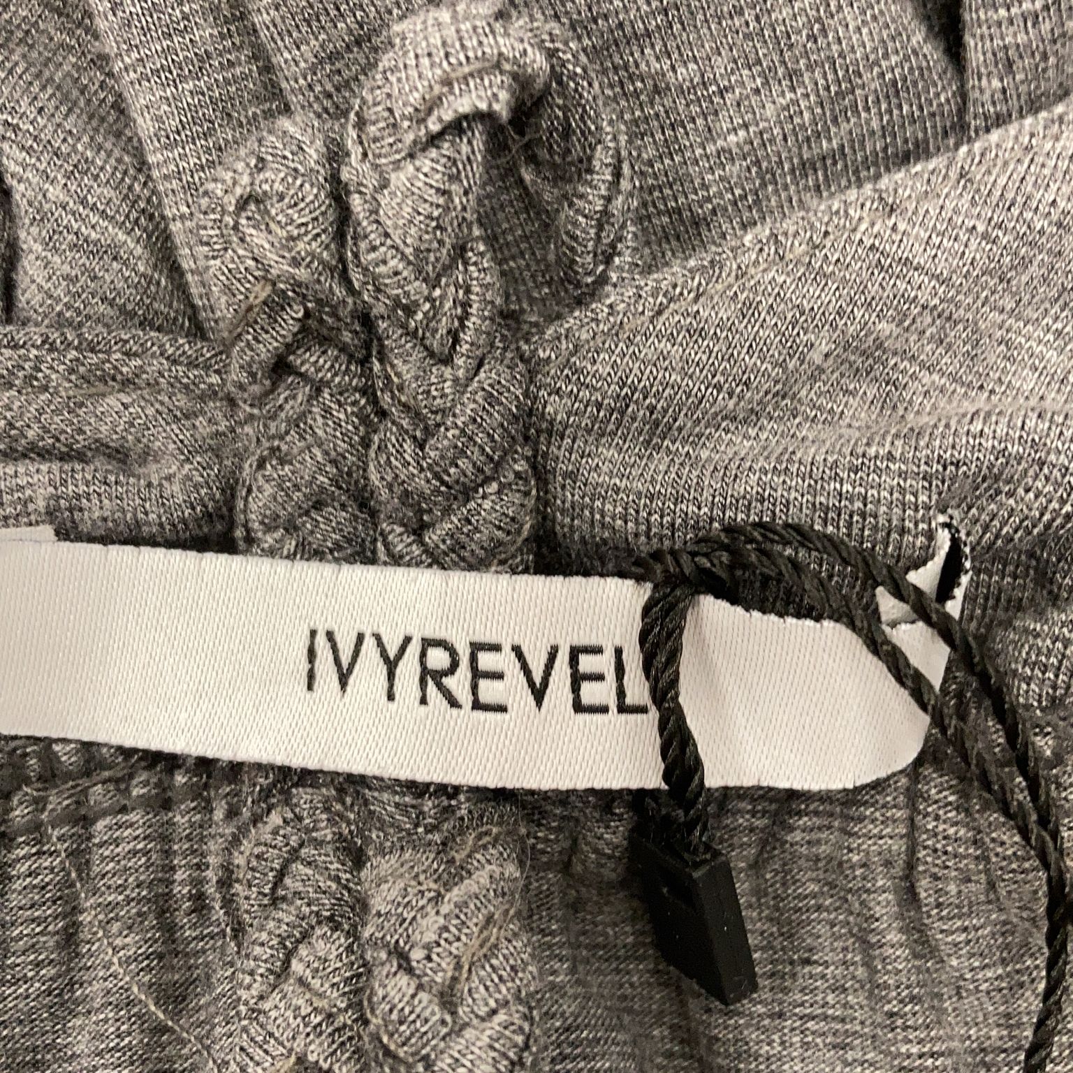 Ivyrevel