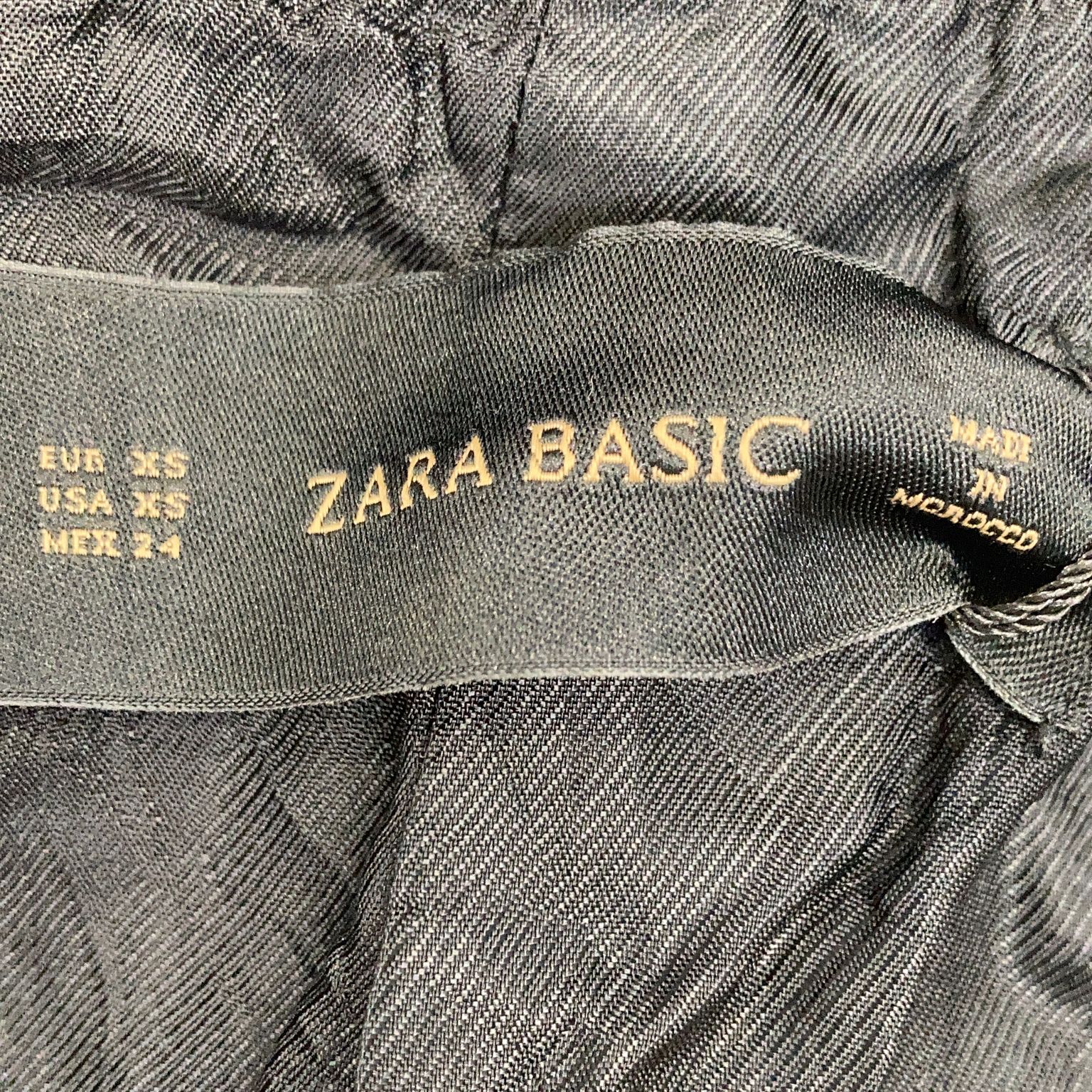 Zara Basic