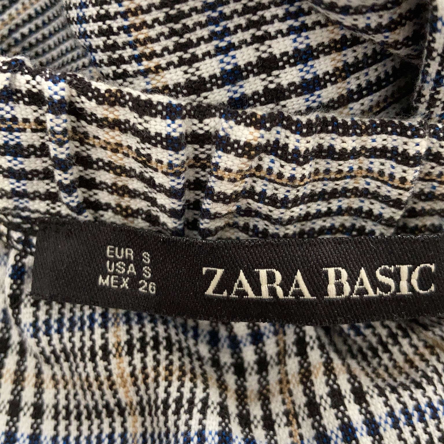 Zara Basic