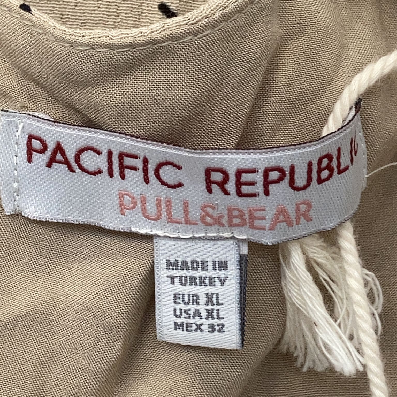 Pacific Republic Pull  Bear