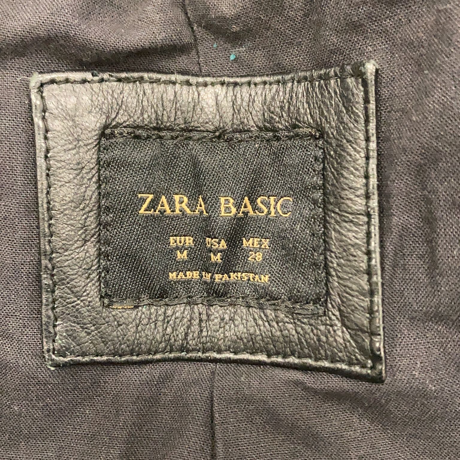 Zara Basic