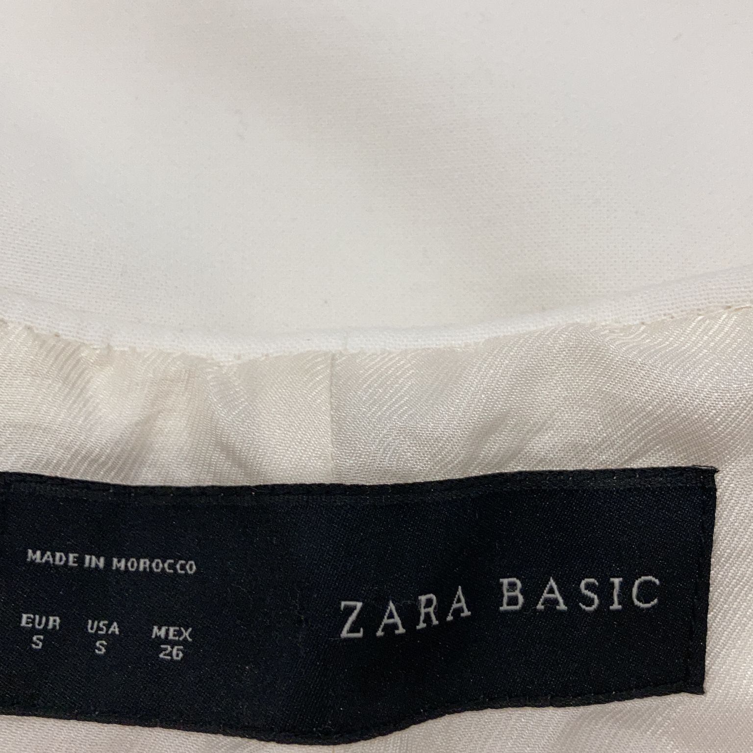 Zara Basic