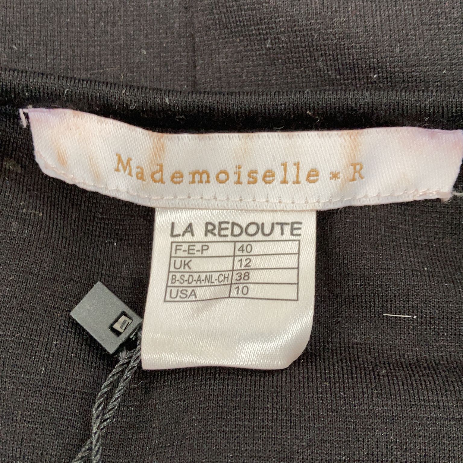 Mademoiselle R