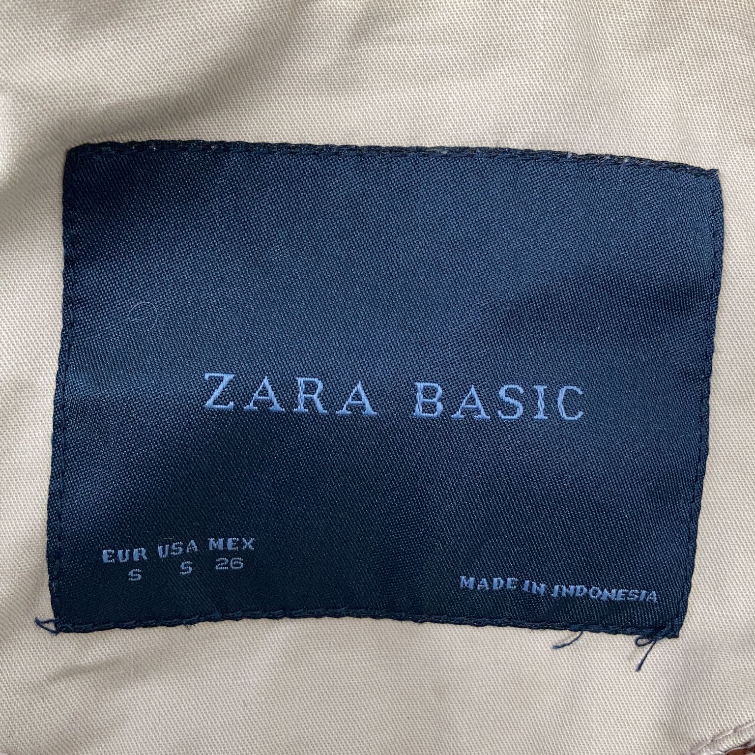 Zara Basic