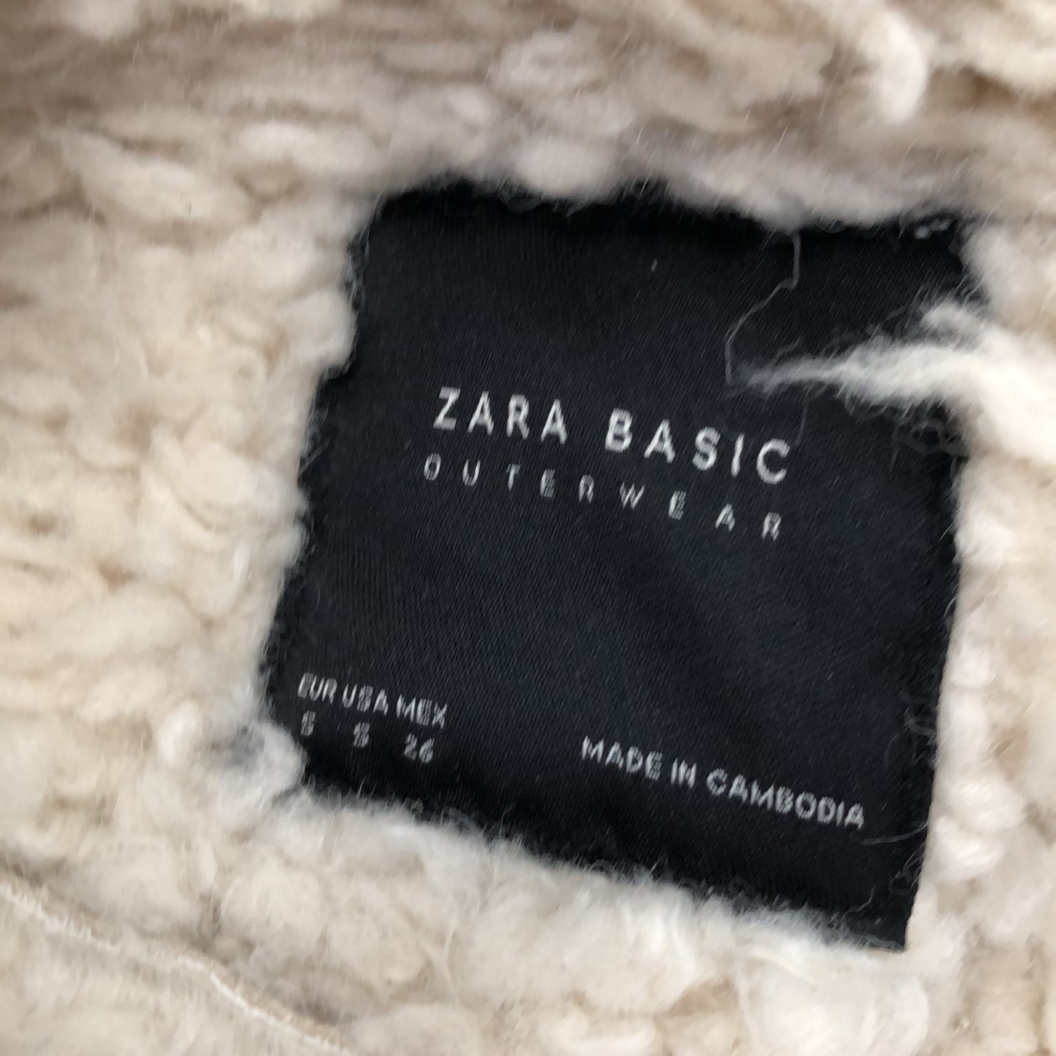 Zara Basic